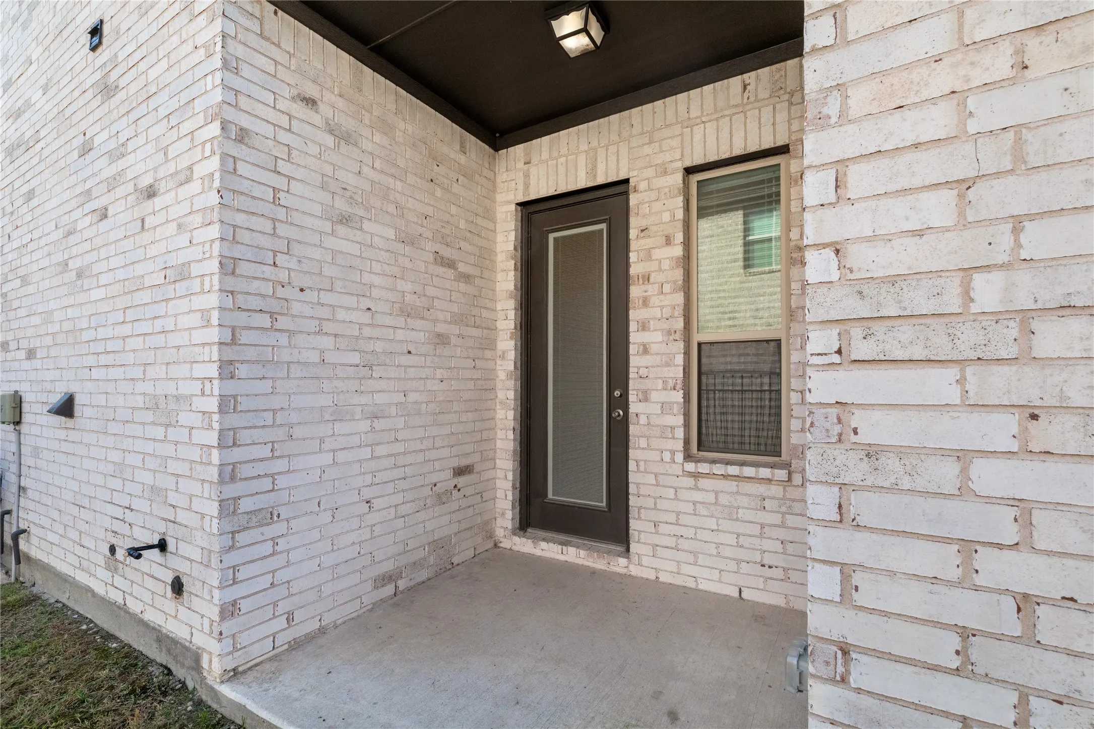 Single Family Residence For Sale in Dallas County , 12778 Friar Street, Farmers Branch, Texas 75234, 4 Bedroom, 4 Bathroom, 2 Garage spaces, 2,510 Sqft, built in 2021, mls#21368387, Real Estate Agent in Farmers Branch, Homes For Sale in Dallas county, Homes For Sale in Farmers Branch, Realtor in Farmers Branch Texas, Real Estate Brokerage Independent Realty Texas, Luminita Cordes Realtor