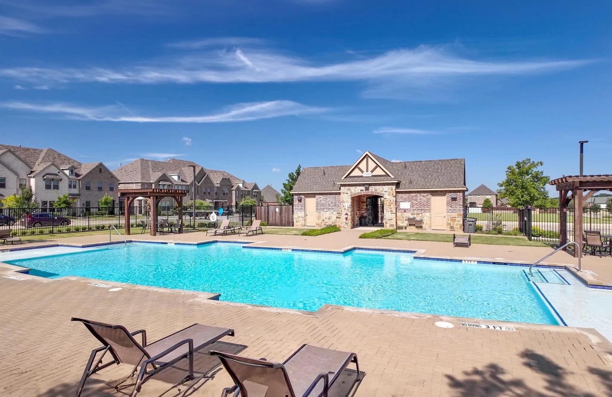 Single Family Residence For Sale in Dallas County , 12778 Friar Street, Farmers Branch, Texas 75234, 4 Bedroom, 4 Bathroom, 2 Garage spaces, 2,510 Sqft, built in 2021, mls#21368387, Real Estate Agent in Farmers Branch, Homes For Sale in Dallas county, Homes For Sale in Farmers Branch, Realtor in Farmers Branch Texas, Real Estate Brokerage Independent Realty Texas, Luminita Cordes Realtor