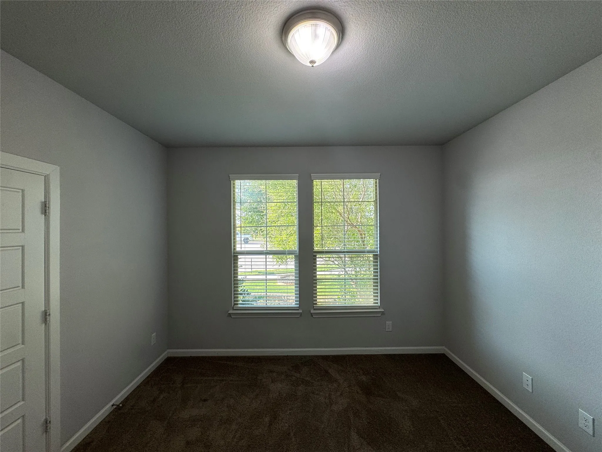 Single Family Residence For Rent in Tarrant County , 4805 Porque Court, Fort Worth, Texas 76244, 5 Bedroom, 3 Bathroom, 2 Garage spaces, 3,072 Sqft, built in 2021, mls#21371490, Real Estate Agent in Fort Worth, Homes For Rent in Tarrant county, Homes For Rent in Fort Worth, Realtor in Fort Worth Texas, Real Estate Brokerage Independent Realty Texas, Luminita Cordes Realtor
