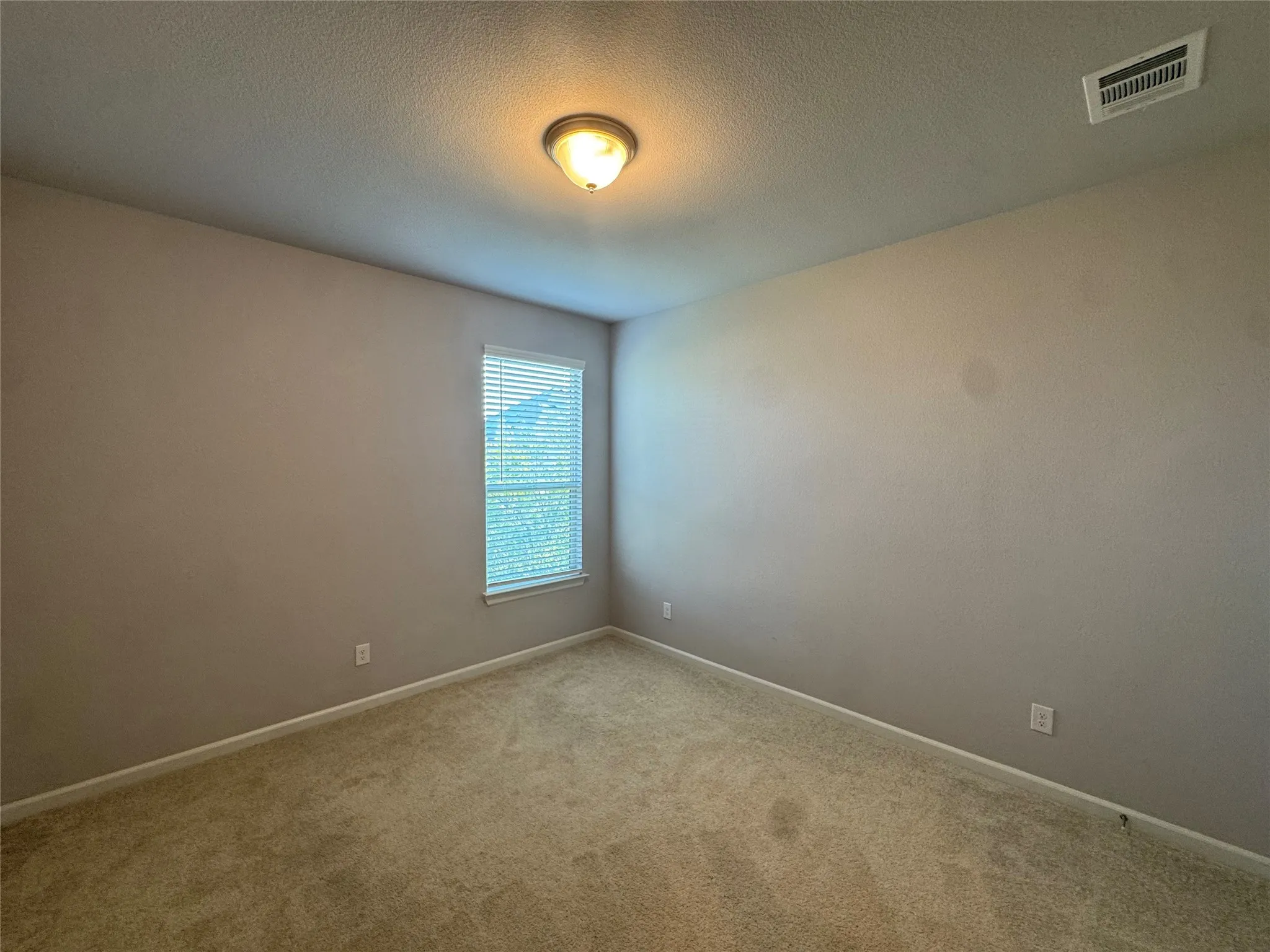 Single Family Residence For Rent in Tarrant County , 4805 Porque Court, Fort Worth, Texas 76244, 5 Bedroom, 3 Bathroom, 2 Garage spaces, 3,072 Sqft, built in 2021, mls#21371490, Real Estate Agent in Fort Worth, Homes For Rent in Tarrant county, Homes For Rent in Fort Worth, Realtor in Fort Worth Texas, Real Estate Brokerage Independent Realty Texas, Luminita Cordes Realtor