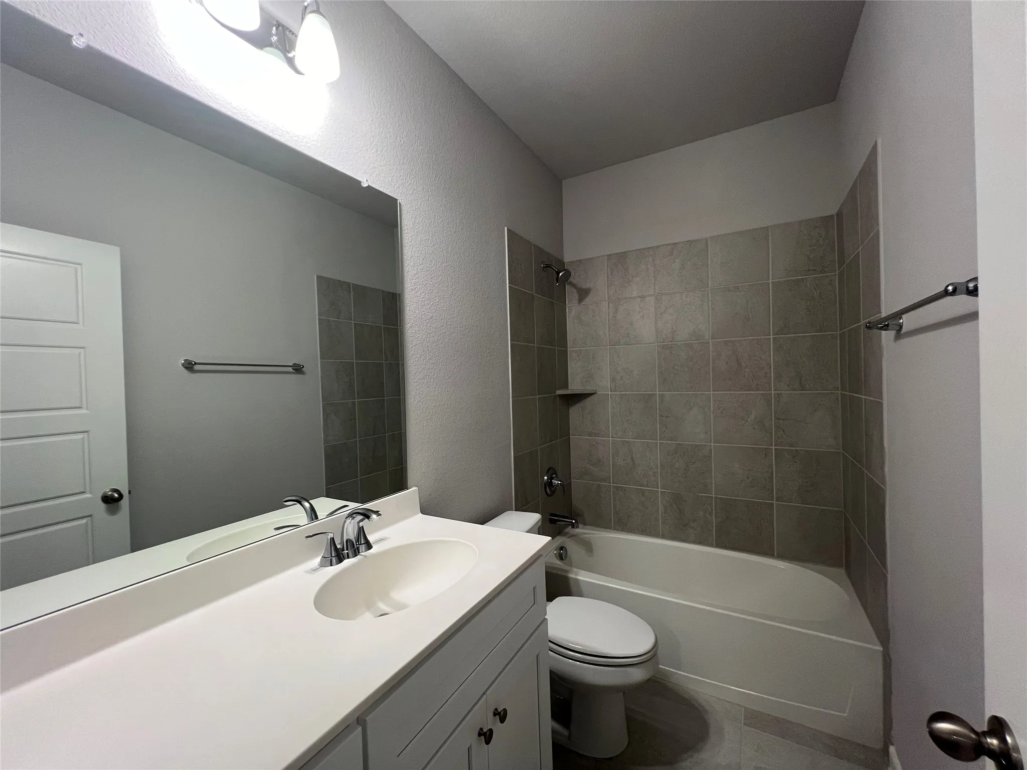 Single Family Residence For Rent in Tarrant County , 4805 Porque Court, Fort Worth, Texas 76244, 5 Bedroom, 3 Bathroom, 2 Garage spaces, 3,072 Sqft, built in 2021, mls#21371490, Real Estate Agent in Fort Worth, Homes For Rent in Tarrant county, Homes For Rent in Fort Worth, Realtor in Fort Worth Texas, Real Estate Brokerage Independent Realty Texas, Luminita Cordes Realtor