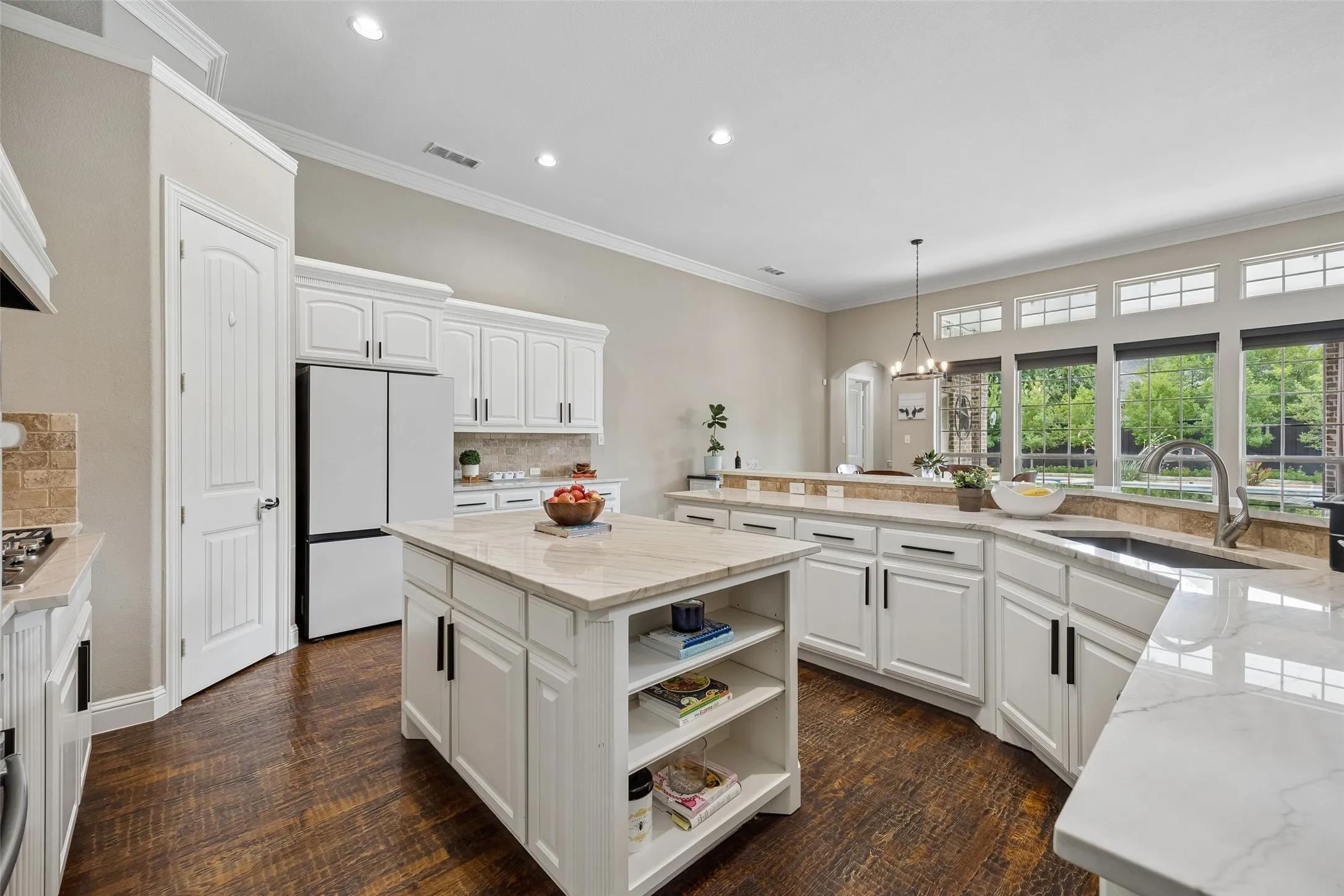 Single Family Residence For Sale in Collin County , 1806 Reynolds Court, Allen, Texas 75002, 5 Bedroom, 5 Bathroom, 3 Garage spaces, 4,885 Sqft, built in 2008, mls#21355483, Real Estate Agent in Allen, Homes For Sale in Collin county, Homes For Sale in Allen, Realtor in Allen Texas, Real Estate Brokerage Independent Realty Texas, Luminita Cordes Realtor