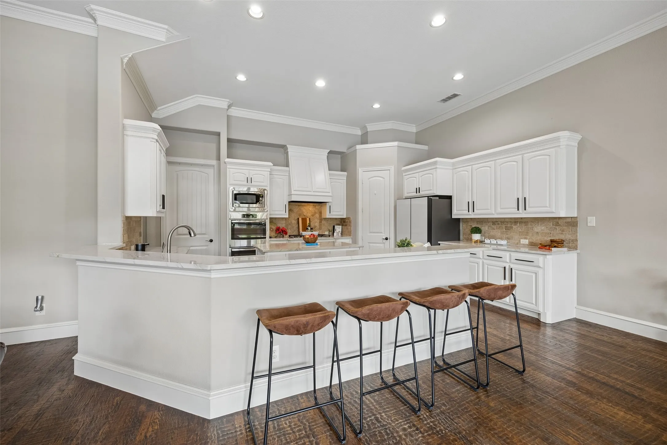 Single Family Residence For Sale in Collin County , 1806 Reynolds Court, Allen, Texas 75002, 5 Bedroom, 5 Bathroom, 3 Garage spaces, 4,885 Sqft, built in 2008, mls#21355483, Real Estate Agent in Allen, Homes For Sale in Collin county, Homes For Sale in Allen, Realtor in Allen Texas, Real Estate Brokerage Independent Realty Texas, Luminita Cordes Realtor