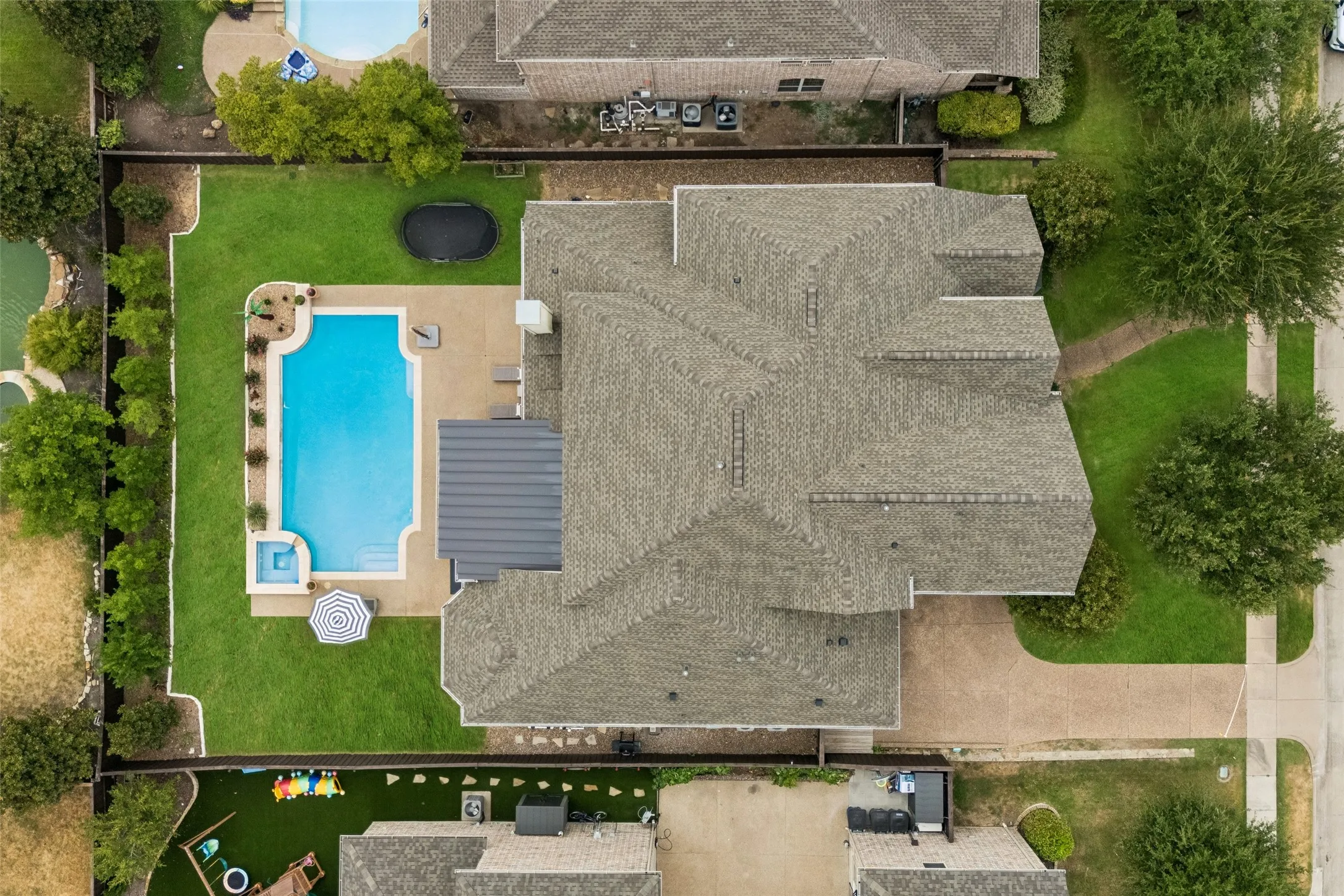 Single Family Residence For Sale in Collin County , 1806 Reynolds Court, Allen, Texas 75002, 5 Bedroom, 5 Bathroom, 3 Garage spaces, 4,885 Sqft, built in 2008, mls#21355483, Real Estate Agent in Allen, Homes For Sale in Collin county, Homes For Sale in Allen, Realtor in Allen Texas, Real Estate Brokerage Independent Realty Texas, Luminita Cordes Realtor