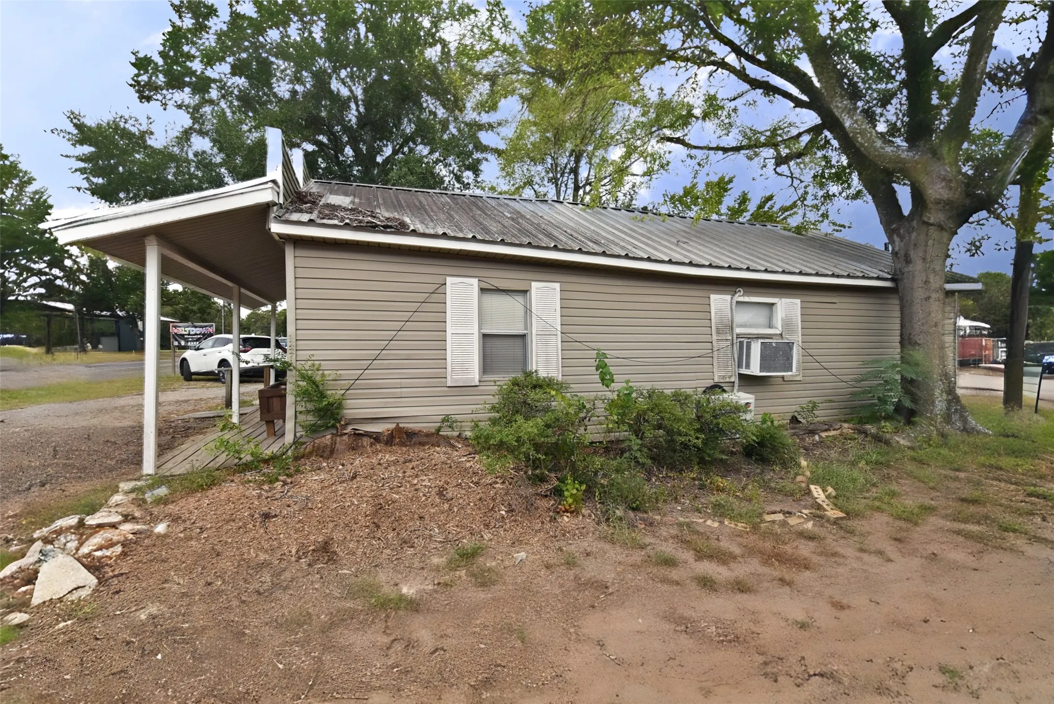 Business For Sale in Wood County , 415 W Bermuda Street, Quitman, Texas 75783, 0, 0, Garage spaces, 0 Sqft, built in 0, mls#21370039, Real Estate Agent in Quitman, Homes For Sale in Wood county, Homes For Sale in Quitman, Realtor in Quitman Texas, Real Estate Brokerage Independent Realty Texas, Luminita Cordes Realtor