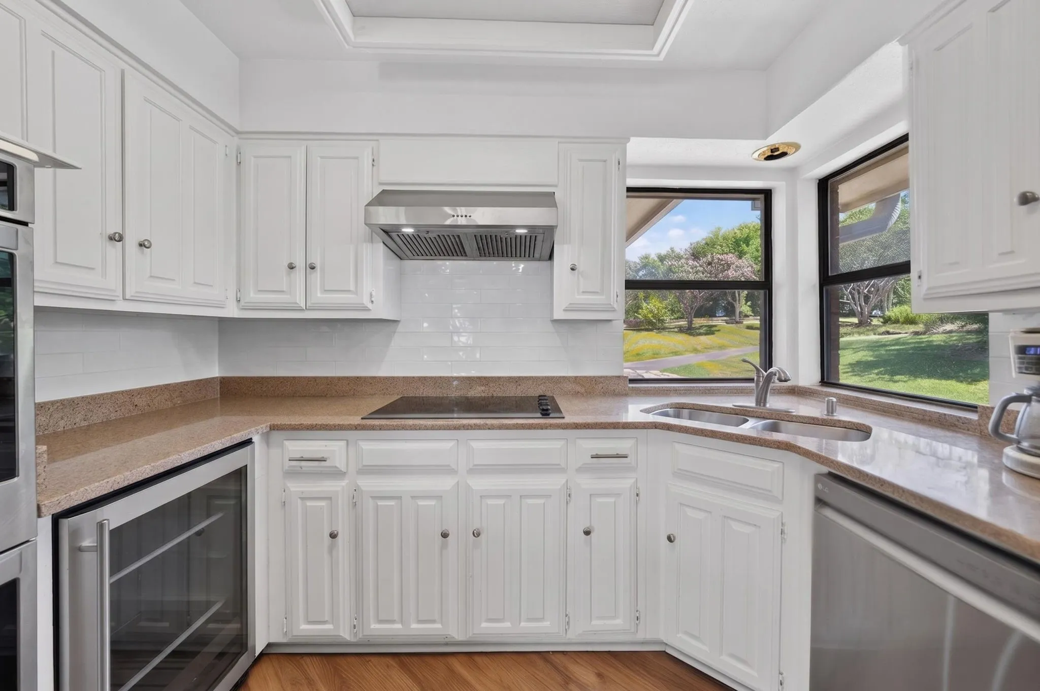 Single Family Residence For Rent in Rockwall County , 12 Meadowlake Drive, Heath, Texas 75032, 4 Bedroom, 2 Bathroom, 3 Garage spaces, 2,470 Sqft, built in 1981, mls#21368274, Real Estate Agent in Heath, Homes For Rent in Rockwall county, Homes For Rent in Heath, Realtor in Heath Texas, Real Estate Brokerage Independent Realty Texas, Luminita Cordes Realtor