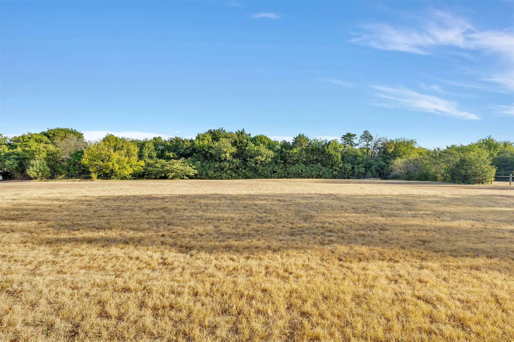 Unimproved Land For Sale in Dallas County , 501 W Red Bird Lane, Duncanville, Texas 75116, 0, 0, Garage spaces, 0 Sqft, built in 0, mls#21370260, Real Estate Agent in Duncanville, Homes For Sale in Dallas county, Homes For Sale in Duncanville, Realtor in Duncanville Texas, Real Estate Brokerage Independent Realty Texas, Luminita Cordes Realtor