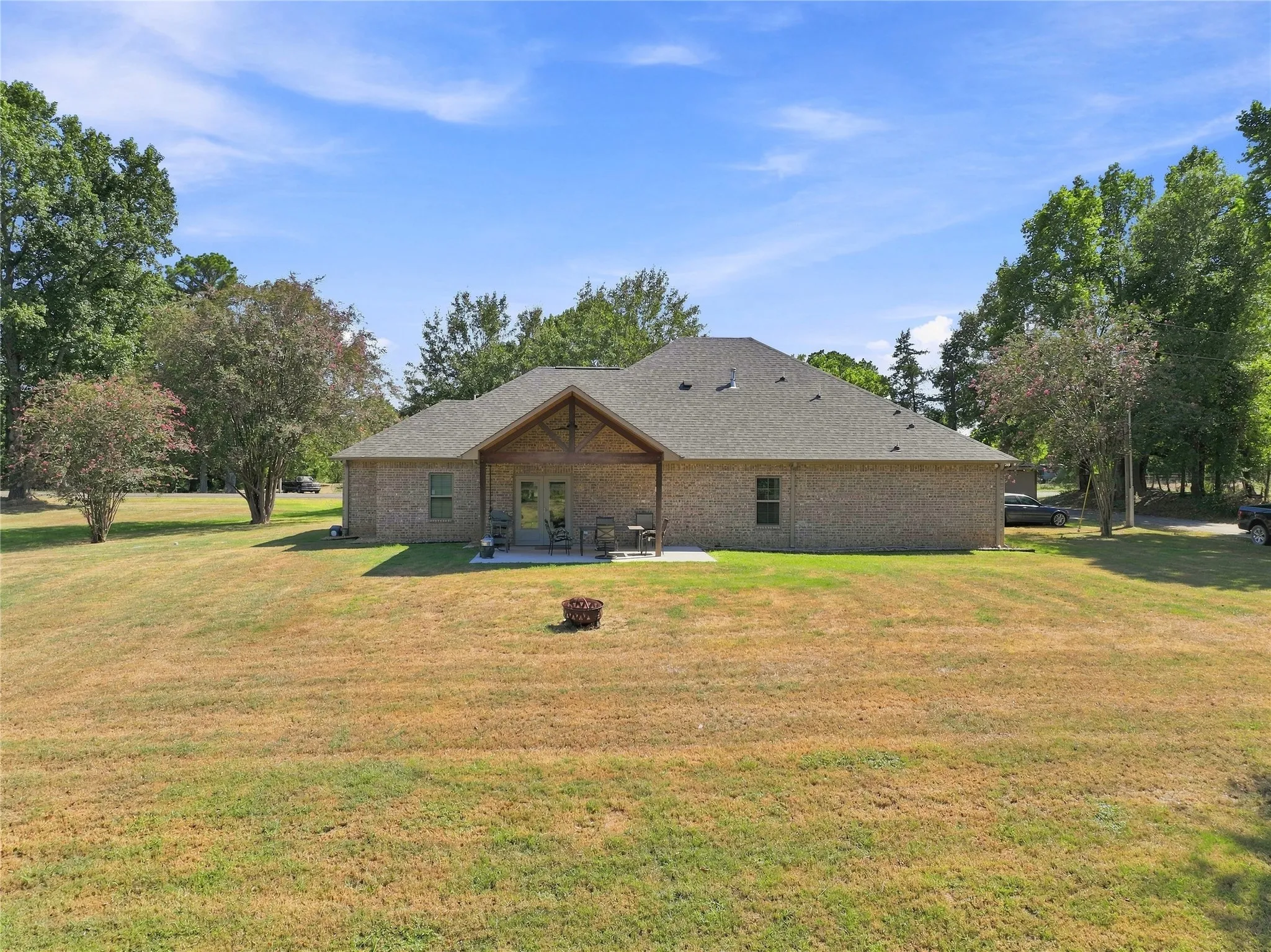 Single Family Residence For Sale in Bowie County , 1100 Fm 992 N, De Kalb, Texas 75559, 3 Bedroom, 3 Bathroom, 2 Garage spaces, 2,359 Sqft, built in 2021, mls#21370064, Real Estate Agent in De Kalb, Homes For Sale in Bowie county, Homes For Sale in De Kalb, Realtor in De Kalb Texas, Real Estate Brokerage Independent Realty Texas, Luminita Cordes Realtor