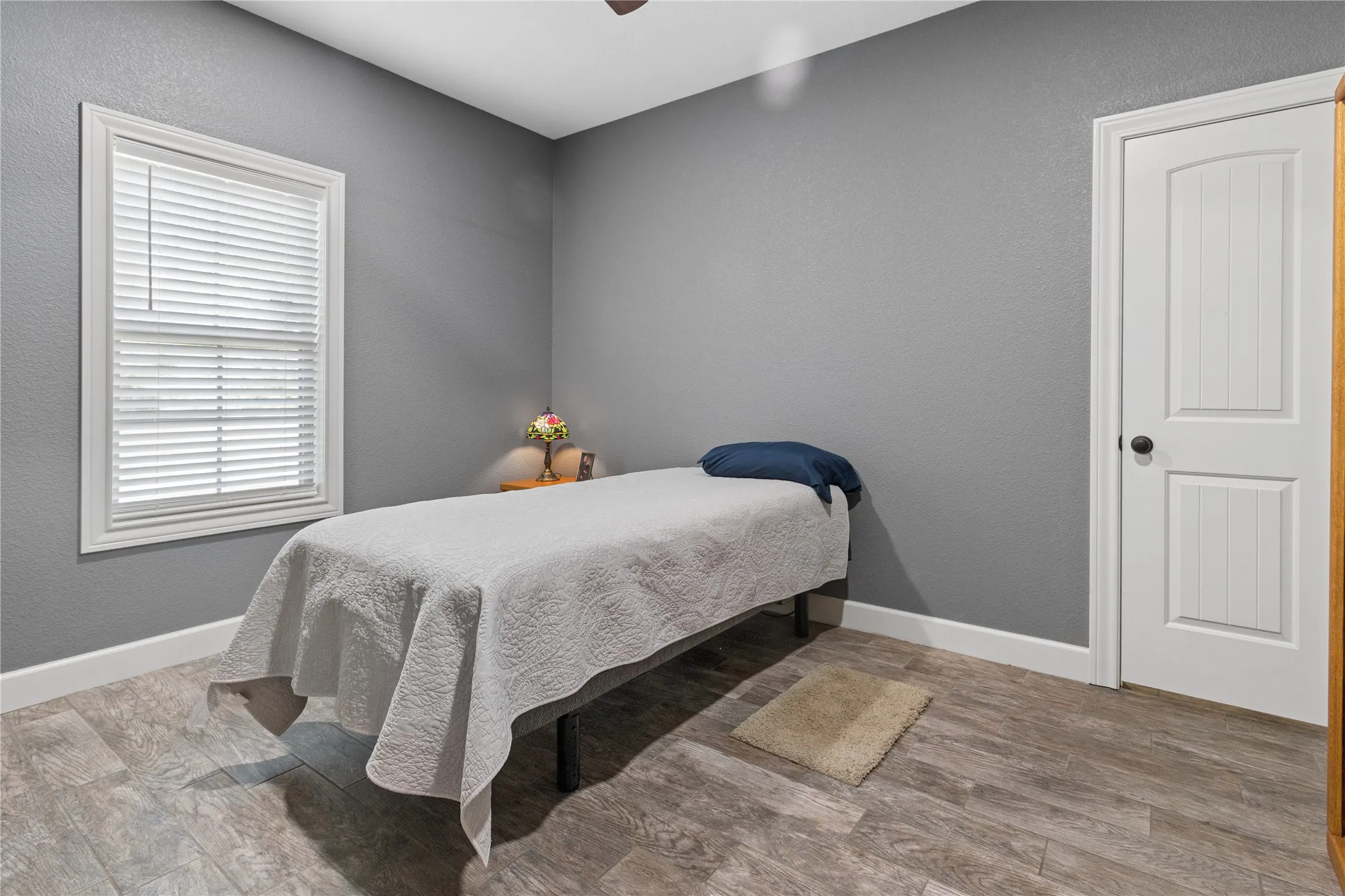 Single Family Residence For Sale in Bowie County , 1100 Fm 992 N, De Kalb, Texas 75559, 3 Bedroom, 3 Bathroom, 2 Garage spaces, 2,359 Sqft, built in 2021, mls#21370064, Real Estate Agent in De Kalb, Homes For Sale in Bowie county, Homes For Sale in De Kalb, Realtor in De Kalb Texas, Real Estate Brokerage Independent Realty Texas, Luminita Cordes Realtor