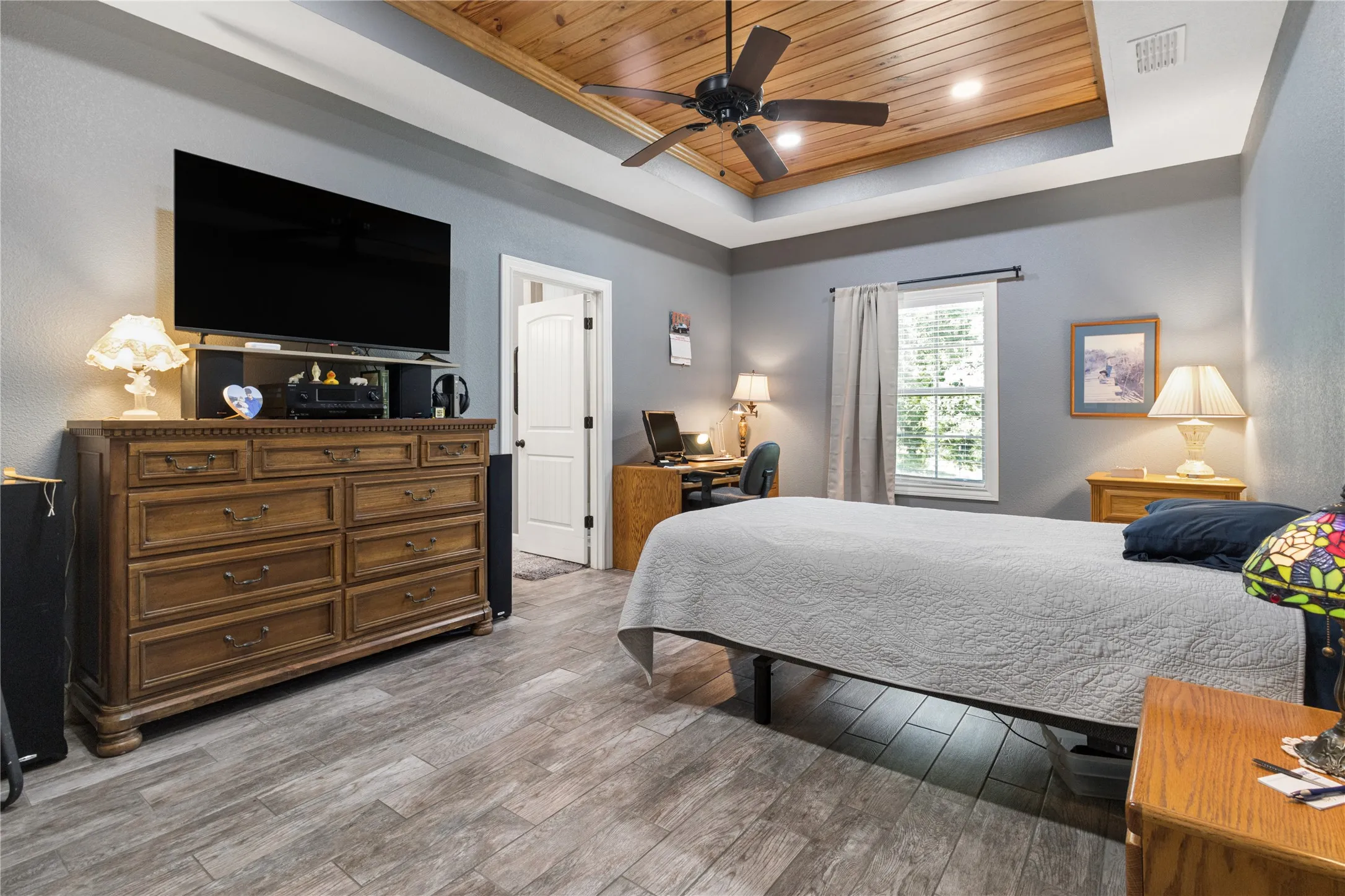 Single Family Residence For Sale in Bowie County , 1100 Fm 992 N, De Kalb, Texas 75559, 3 Bedroom, 3 Bathroom, 2 Garage spaces, 2,359 Sqft, built in 2021, mls#21370064, Real Estate Agent in De Kalb, Homes For Sale in Bowie county, Homes For Sale in De Kalb, Realtor in De Kalb Texas, Real Estate Brokerage Independent Realty Texas, Luminita Cordes Realtor