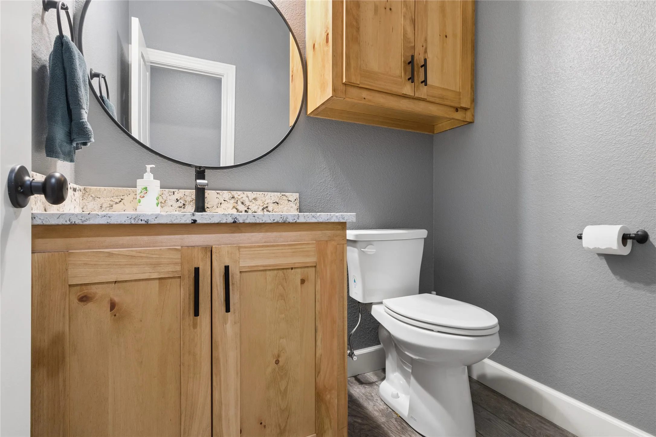 Single Family Residence For Sale in Bowie County , 1100 Fm 992 N, De Kalb, Texas 75559, 3 Bedroom, 3 Bathroom, 2 Garage spaces, 2,359 Sqft, built in 2021, mls#21370064, Real Estate Agent in De Kalb, Homes For Sale in Bowie county, Homes For Sale in De Kalb, Realtor in De Kalb Texas, Real Estate Brokerage Independent Realty Texas, Luminita Cordes Realtor