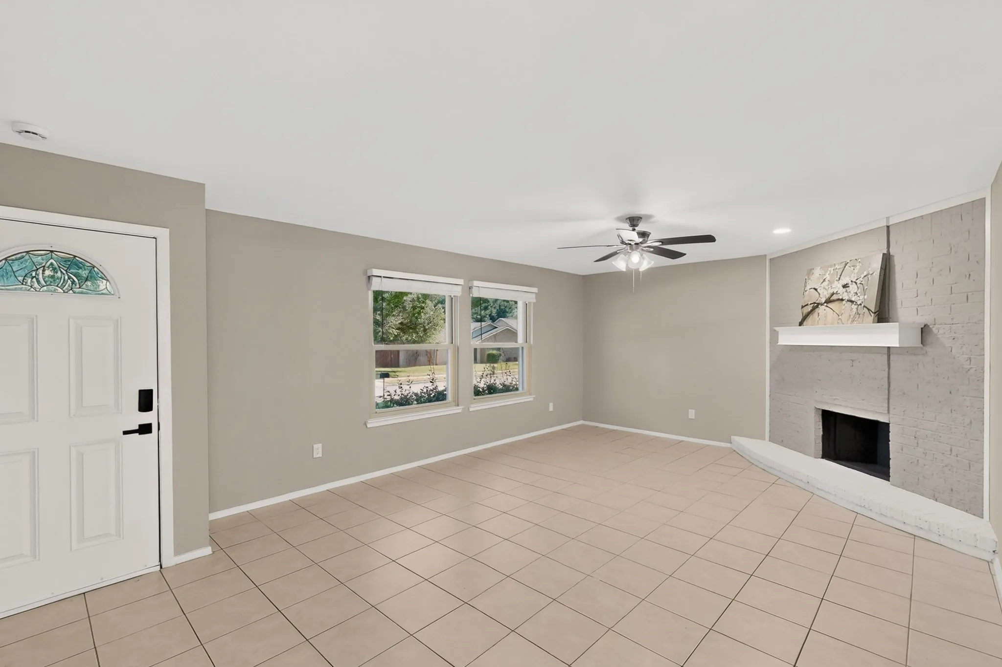 Single Family Residence For Sale in Collin County , 2404 Lemmontree Lane, Plano, Texas 75074, 3 Bedroom, 2 Bathroom, 2 Garage spaces, 1,430 Sqft, built in 1982, mls#21357470, Real Estate Agent in Plano, Homes For Sale in Collin county, Homes For Sale in Plano, Realtor in Plano Texas, Real Estate Brokerage Independent Realty Texas, Luminita Cordes Realtor