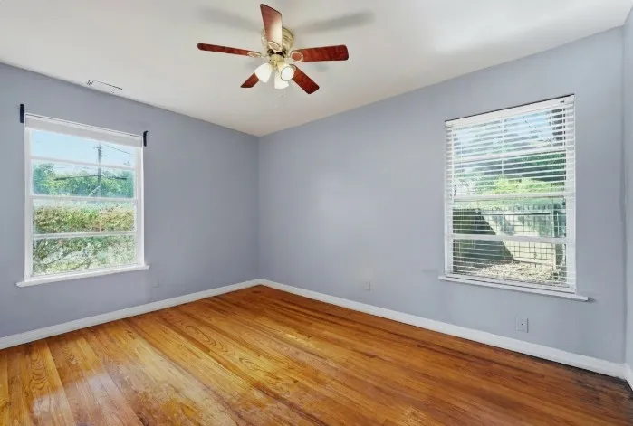 Single Family Residence For Sale in Grayson County , 636 S Andrews Avenue, Sherman, Texas 75090, 3 Bedroom, 1 Bathroom, Garage spaces, 1,014 Sqft, built in 1958, mls#21370398, Real Estate Agent in Sherman, Homes For Sale in Grayson county, Homes For Sale in Sherman, Realtor in Sherman Texas, Real Estate Brokerage Independent Realty Texas, Luminita Cordes Realtor