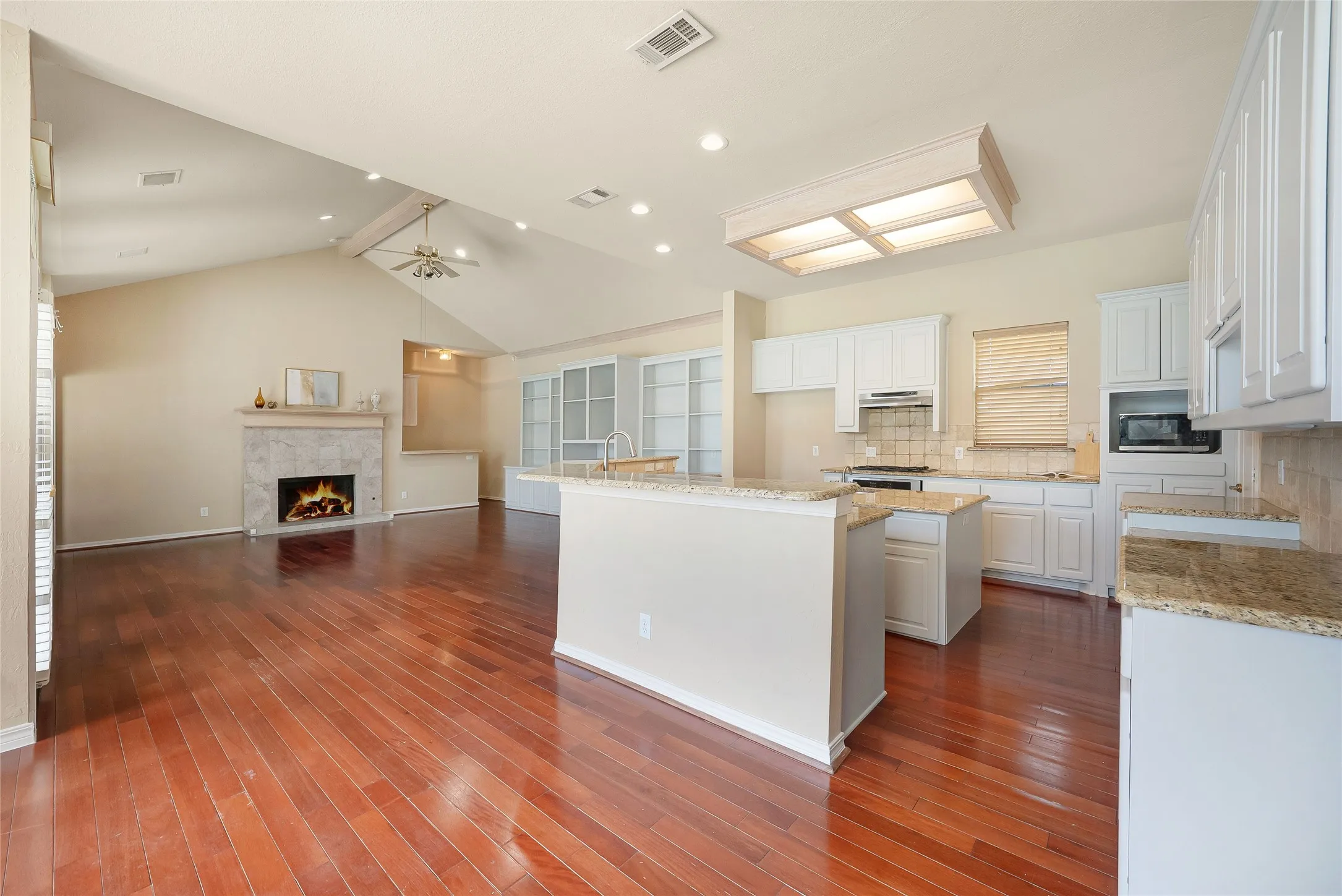 Single Family Residence For Rent in Collin County , 4516 Salerno Circle, Plano, Texas 75093, 4 Bedroom, 4 Bathroom, 3 Garage spaces, 3,784 Sqft, built in 1992, mls#21368236, Real Estate Agent in Plano, Homes For Rent in Collin county, Homes For Rent in Plano, Realtor in Plano Texas, Real Estate Brokerage Independent Realty Texas, Luminita Cordes Realtor
