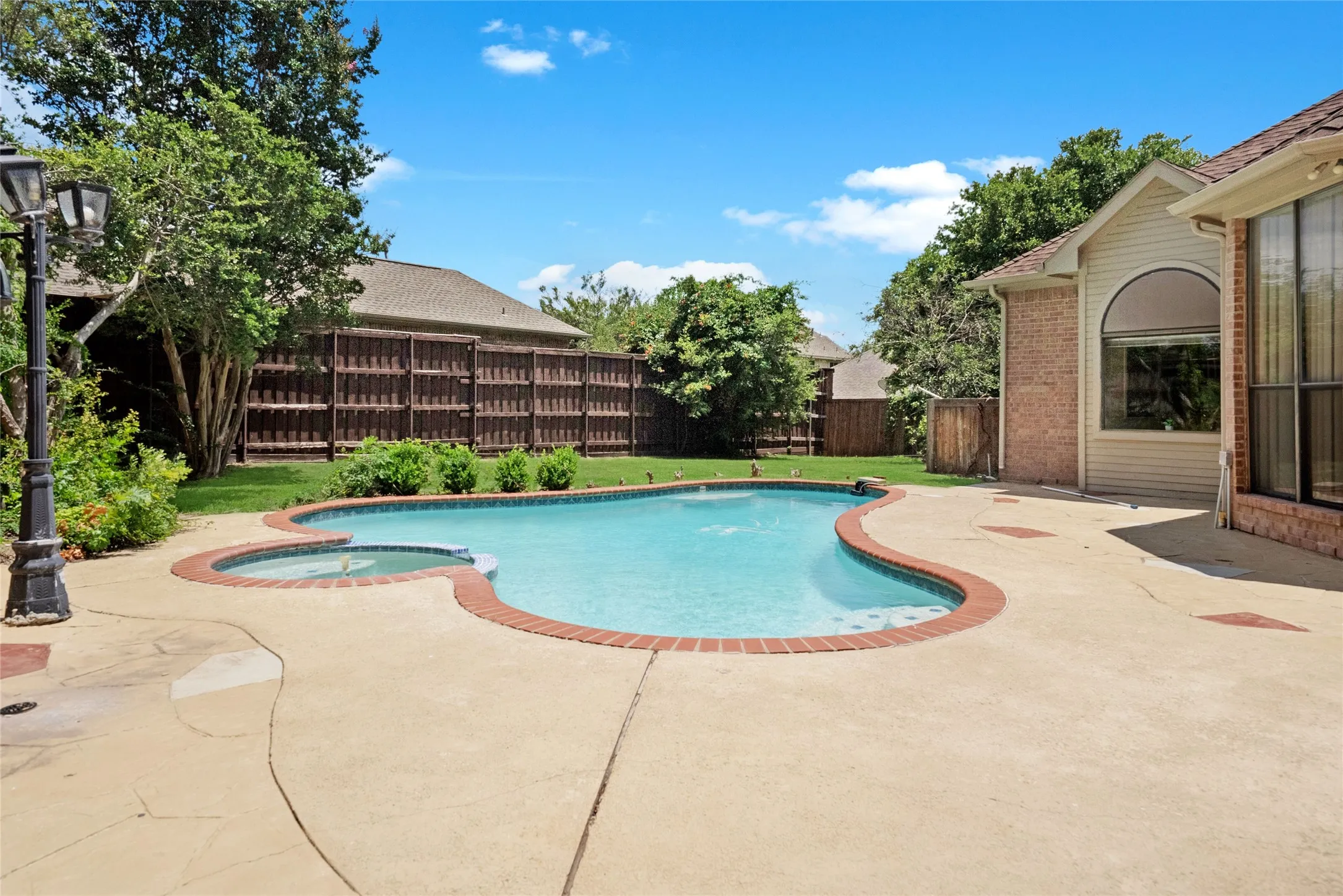 Single Family Residence For Rent in Collin County , 4516 Salerno Circle, Plano, Texas 75093, 4 Bedroom, 4 Bathroom, 3 Garage spaces, 3,784 Sqft, built in 1992, mls#21368236, Real Estate Agent in Plano, Homes For Rent in Collin county, Homes For Rent in Plano, Realtor in Plano Texas, Real Estate Brokerage Independent Realty Texas, Luminita Cordes Realtor