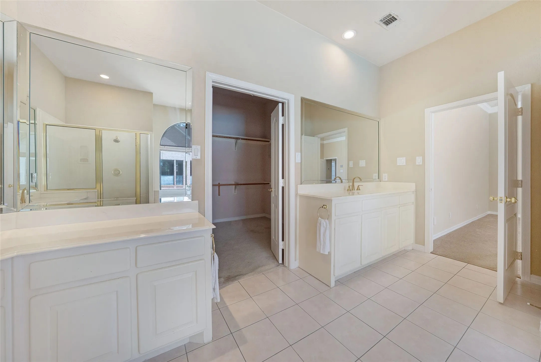Single Family Residence For Rent in Collin County , 4516 Salerno Circle, Plano, Texas 75093, 4 Bedroom, 4 Bathroom, 3 Garage spaces, 3,784 Sqft, built in 1992, mls#21368236, Real Estate Agent in Plano, Homes For Rent in Collin county, Homes For Rent in Plano, Realtor in Plano Texas, Real Estate Brokerage Independent Realty Texas, Luminita Cordes Realtor