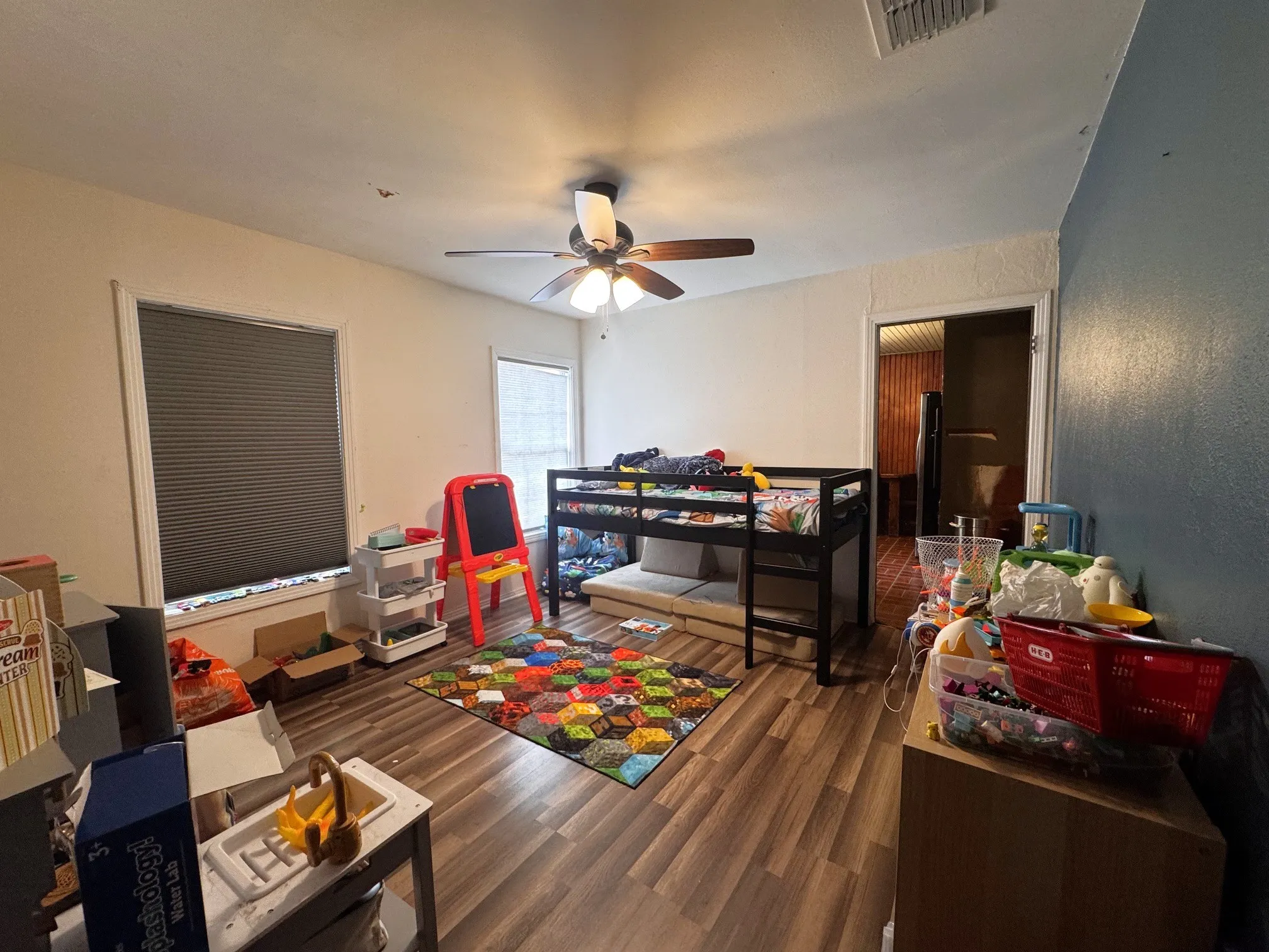 Single Family Residence For Sale in Titus County , 405 Margaret Dr., Mt Pleasant, Texas 75455, 4 Bedroom, 1 Bathroom, Garage spaces, 1,836 Sqft, built in 1962, mls#21370771, Real Estate Agent in Mt Pleasant, Homes For Sale in Titus county, Homes For Sale in Mt Pleasant, Realtor in Mt Pleasant Texas, Real Estate Brokerage Independent Realty Texas, Luminita Cordes Realtor