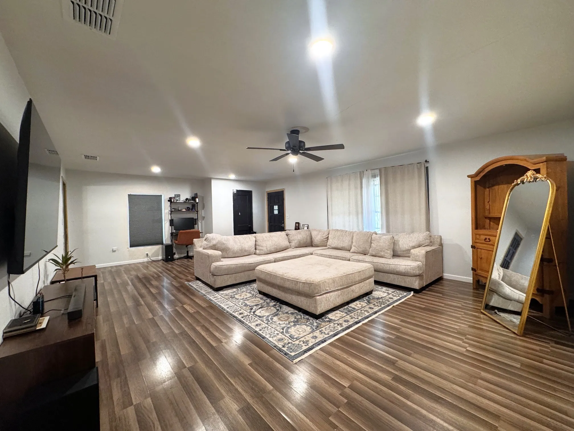 Single Family Residence For Sale in Titus County , 405 Margaret Dr., Mt Pleasant, Texas 75455, 4 Bedroom, 1 Bathroom, Garage spaces, 1,836 Sqft, built in 1962, mls#21370771, Real Estate Agent in Mt Pleasant, Homes For Sale in Titus county, Homes For Sale in Mt Pleasant, Realtor in Mt Pleasant Texas, Real Estate Brokerage Independent Realty Texas, Luminita Cordes Realtor