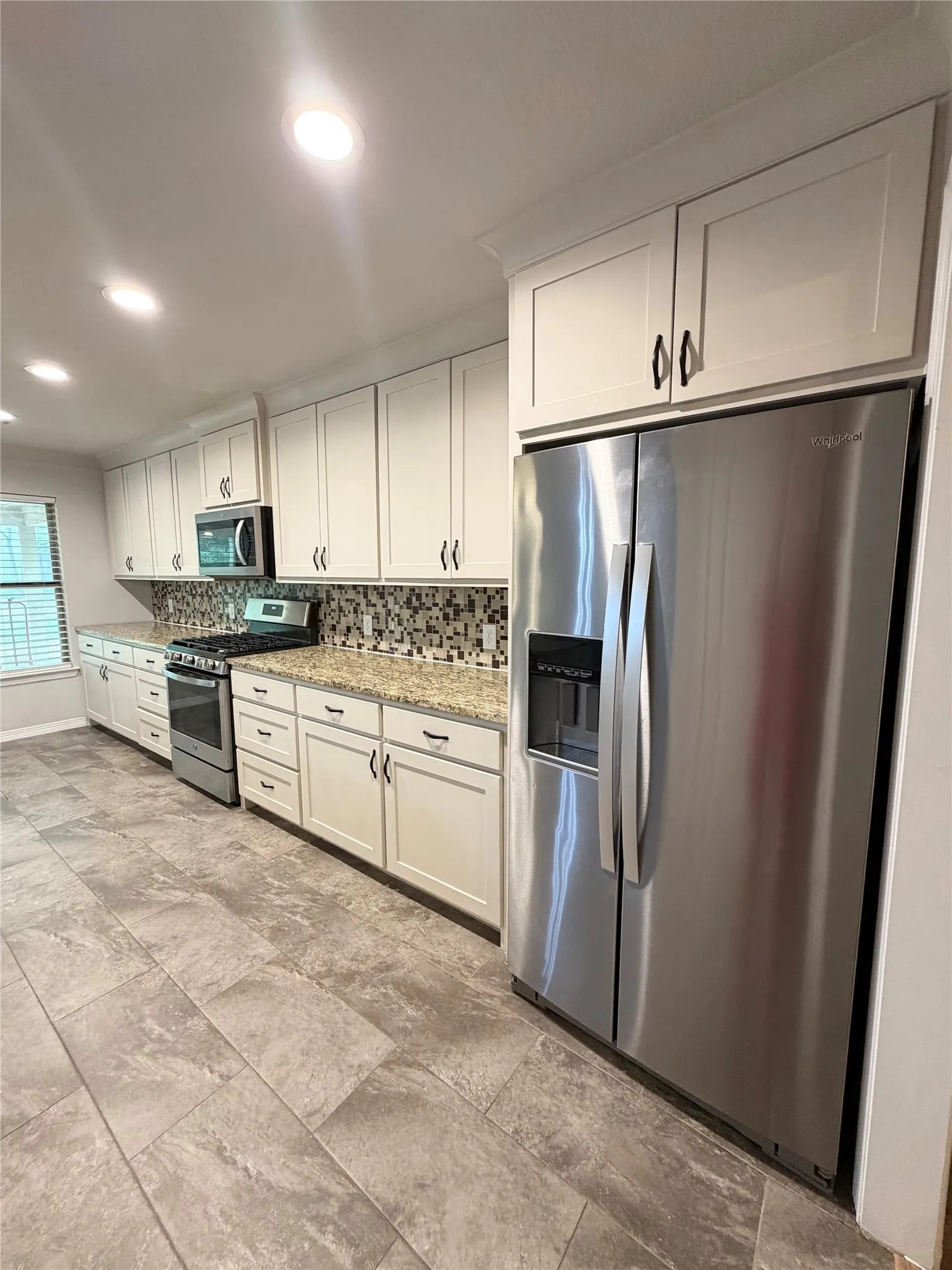 Single Family Residence For Rent in Collin County , 310 E Santa Fe Street, Farmersville, Texas 75442, 3 Bedroom, 3 Bathroom, Garage spaces, 2,010 Sqft, built in 1967, mls#21359704, Real Estate Agent in Farmersville, Homes For Rent in Collin county, Homes For Rent in Farmersville, Realtor in Farmersville Texas, Real Estate Brokerage Independent Realty Texas, Luminita Cordes Realtor