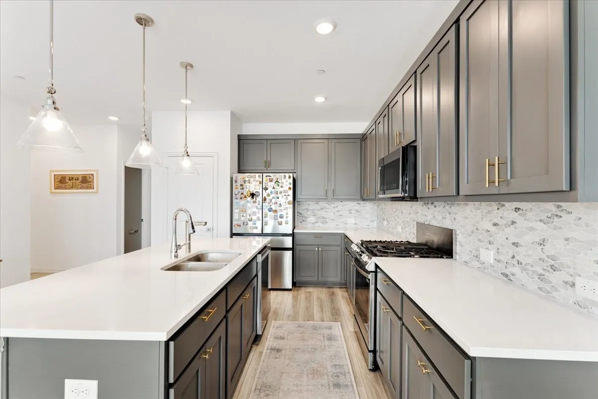 Townhouse For Rent in Collin County , 2223 Adena Springs Drive, Allen, Texas 75013, 3 Bedroom, 4 Bathroom, 2 Garage spaces, 2,156 Sqft, built in 2022, mls#21371504, Real Estate Agent in Allen, Homes For Rent in Collin county, Homes For Rent in Allen, Realtor in Allen Texas, Real Estate Brokerage Independent Realty Texas, Luminita Cordes Realtor