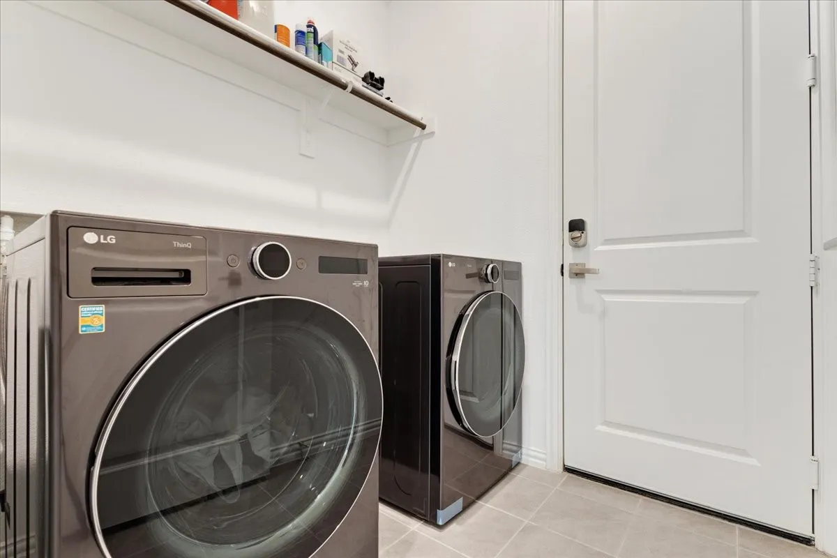 Townhouse For Rent in Collin County , 2223 Adena Springs Drive, Allen, Texas 75013, 3 Bedroom, 4 Bathroom, 2 Garage spaces, 2,156 Sqft, built in 2022, mls#21371504, Real Estate Agent in Allen, Homes For Rent in Collin county, Homes For Rent in Allen, Realtor in Allen Texas, Real Estate Brokerage Independent Realty Texas, Luminita Cordes Realtor