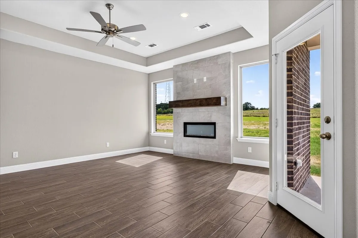 Single Family Residence For Sale in Parker County , 4045 Westfork Way, Springtown, Texas 76082, 3 Bedroom, 3 Bathroom, 2 Garage spaces, 2,202 Sqft, built in 2026, mls#21371486, Real Estate Agent in Springtown, Homes For Sale in Parker county, Homes For Sale in Springtown, Realtor in Springtown Texas, Real Estate Brokerage Independent Realty Texas, Luminita Cordes Realtor