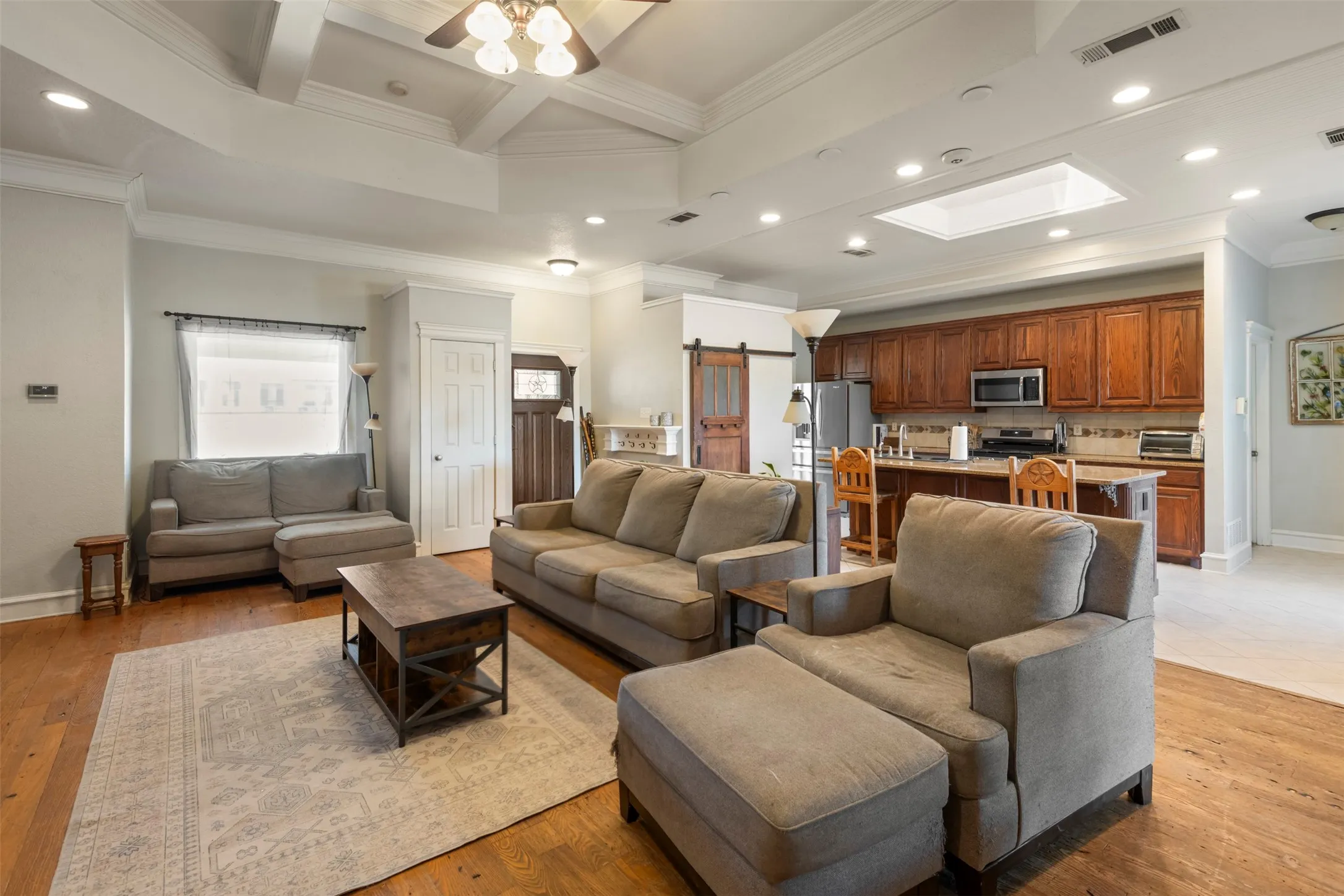 Single Family Residence For Sale in Denton County , 118 Fm 2450, Krum, Texas 76249, 4 Bedroom, 3 Bathroom, 2 Garage spaces, 3,083 Sqft, built in 2003, mls#21371198, Real Estate Agent in Krum, Homes For Sale in Denton county, Homes For Sale in Krum, Realtor in Krum Texas, Real Estate Brokerage Independent Realty Texas, Luminita Cordes Realtor