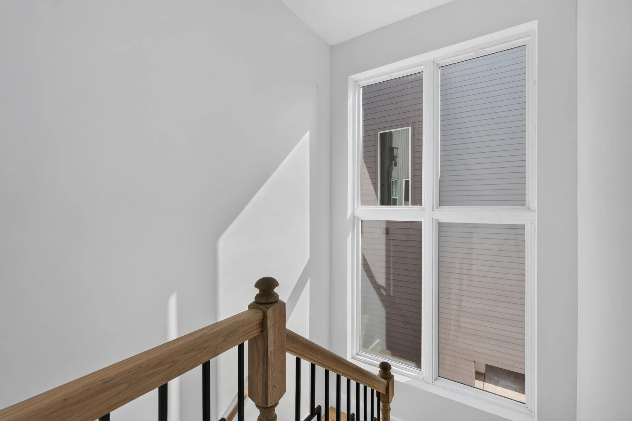 Townhouse For Rent in Dallas County , 2349 N Carroll Avenue, Dallas, Texas 75204, 2 Bedroom, 3 Bathroom, 2 Garage spaces, 1,503 Sqft, built in 2023, mls#21371530, Real Estate Agent in Dallas, Homes For Rent in Dallas county, Homes For Rent in Dallas, Realtor in Dallas Texas, Real Estate Brokerage Independent Realty Texas, Luminita Cordes Realtor