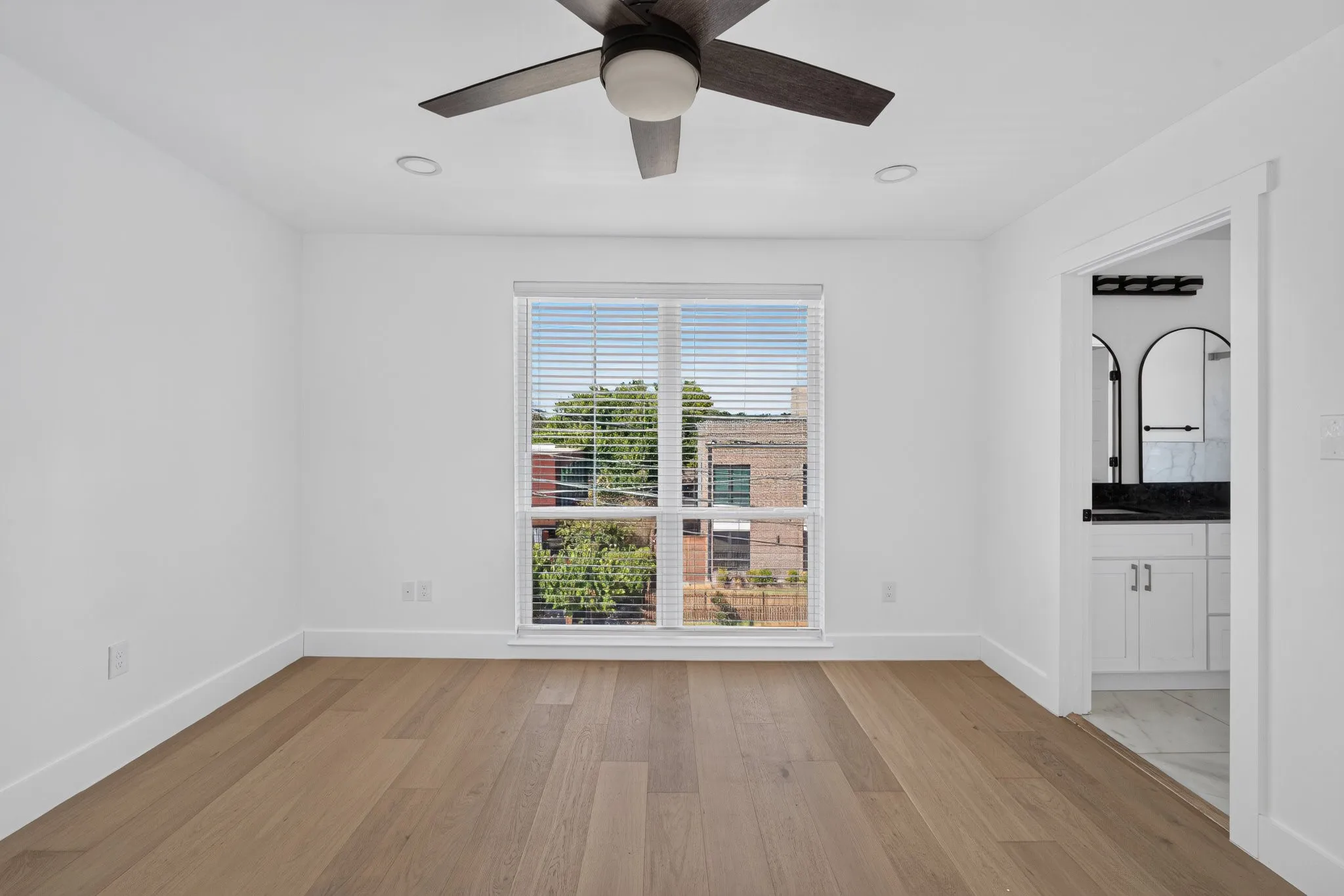Townhouse For Rent in Dallas County , 2349 N Carroll Avenue, Dallas, Texas 75204, 2 Bedroom, 3 Bathroom, 2 Garage spaces, 1,503 Sqft, built in 2023, mls#21371530, Real Estate Agent in Dallas, Homes For Rent in Dallas county, Homes For Rent in Dallas, Realtor in Dallas Texas, Real Estate Brokerage Independent Realty Texas, Luminita Cordes Realtor