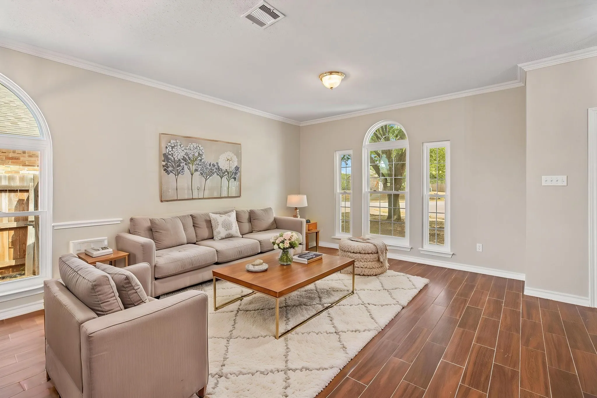 Single Family Residence For Sale in Tarrant County , 104 Bullava Court, Crowley, Texas 76036, 3 Bedroom, 2 Bathroom, 2 Garage spaces, 1,782 Sqft, built in 2003, mls#21343613, Real Estate Agent in Crowley, Homes For Sale in Tarrant county, Homes For Sale in Crowley, Realtor in Crowley Texas, Real Estate Brokerage Independent Realty Texas, Luminita Cordes Realtor