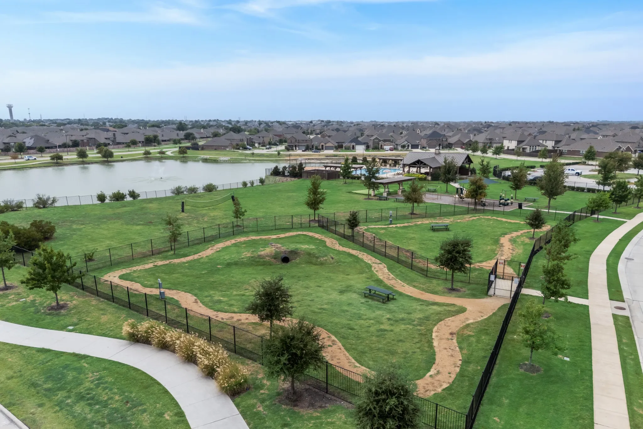 Single Family Residence For Sale in Rockwall County , 2250 Bryant Lane, Fate, Texas 75189, 4 Bedroom, 2 Bathroom, 2 Garage spaces, 1,563 Sqft, built in 2018, mls#21369814, Real Estate Agent in Fate, Homes For Sale in Rockwall county, Homes For Sale in Fate, Realtor in Fate Texas, Real Estate Brokerage Independent Realty Texas, Luminita Cordes Realtor