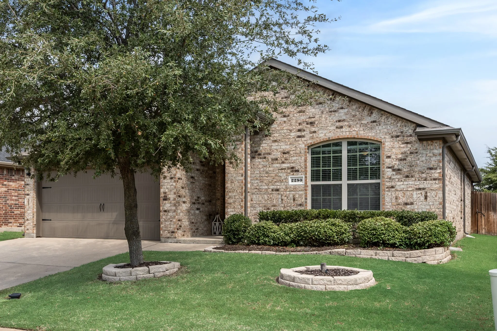 Single Family Residence For Sale in Rockwall County , 2250 Bryant Lane, Fate, Texas 75189, 4 Bedroom, 2 Bathroom, 2 Garage spaces, 1,563 Sqft, built in 2018, mls#21369814, Real Estate Agent in Fate, Homes For Sale in Rockwall county, Homes For Sale in Fate, Realtor in Fate Texas, Real Estate Brokerage Independent Realty Texas, Luminita Cordes Realtor