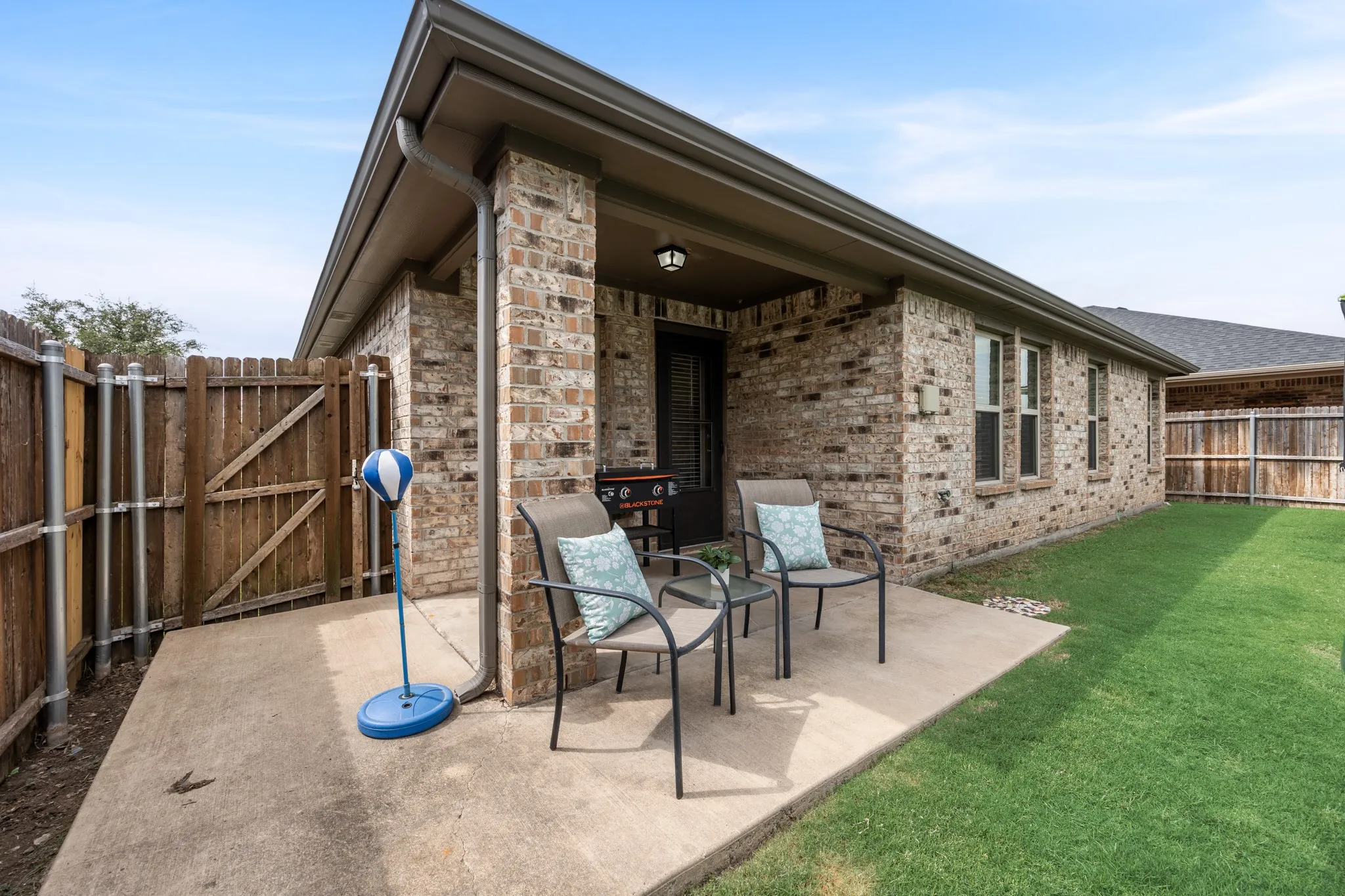 Single Family Residence For Sale in Rockwall County , 2250 Bryant Lane, Fate, Texas 75189, 4 Bedroom, 2 Bathroom, 2 Garage spaces, 1,563 Sqft, built in 2018, mls#21369814, Real Estate Agent in Fate, Homes For Sale in Rockwall county, Homes For Sale in Fate, Realtor in Fate Texas, Real Estate Brokerage Independent Realty Texas, Luminita Cordes Realtor