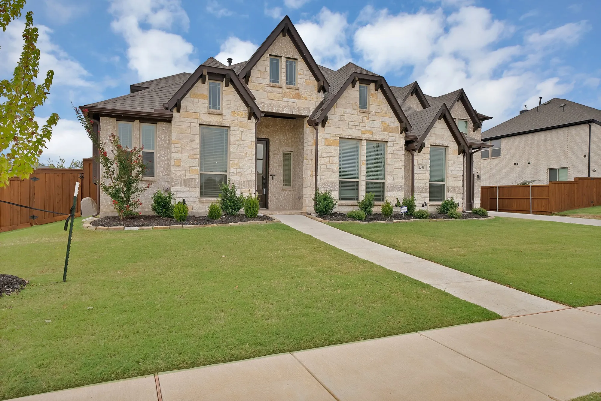 Single Family Residence For Sale in Tarrant County , 2303 Knapp Trail, Mansfield, Texas 76063, 5 Bedroom, 5 Bathroom, 4 Garage spaces, 4,252 Sqft, built in 2025, mls#21370365, Real Estate Agent in Mansfield, Homes For Sale in Tarrant county, Homes For Sale in Mansfield, Realtor in Mansfield Texas, Real Estate Brokerage Independent Realty Texas, Luminita Cordes Realtor