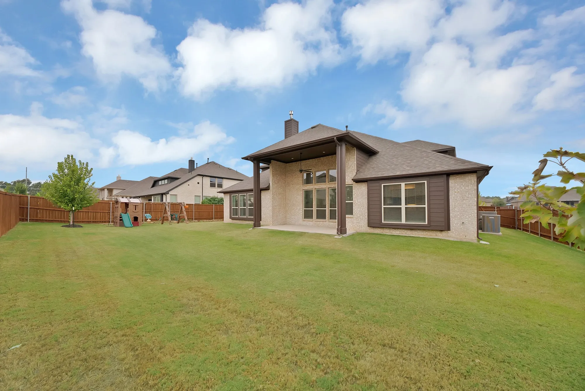 Single Family Residence For Sale in Tarrant County , 2303 Knapp Trail, Mansfield, Texas 76063, 5 Bedroom, 5 Bathroom, 4 Garage spaces, 4,252 Sqft, built in 2025, mls#21370365, Real Estate Agent in Mansfield, Homes For Sale in Tarrant county, Homes For Sale in Mansfield, Realtor in Mansfield Texas, Real Estate Brokerage Independent Realty Texas, Luminita Cordes Realtor