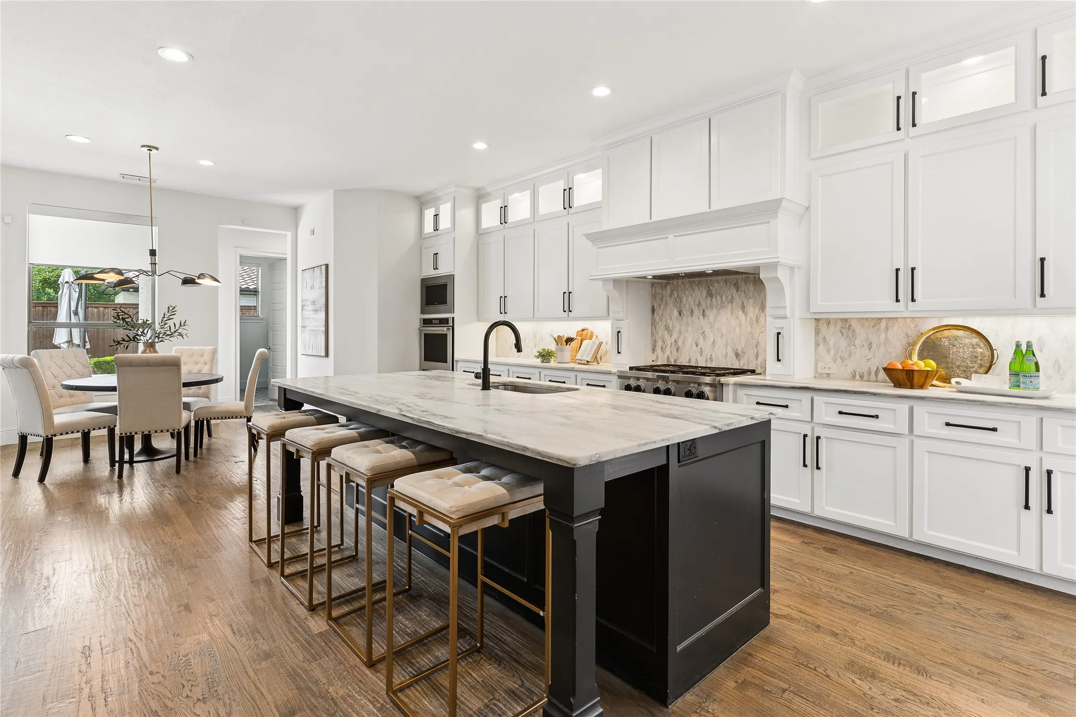 Single Family Residence For Rent in Denton County , 10215 Blackenhurst Lane, Frisco, Texas 75033, 5 Bedroom, 6 Bathroom, 3 Garage spaces, 4,931 Sqft, built in 2016, mls#21371502, Real Estate Agent in Frisco, Homes For Rent in Denton county, Homes For Rent in Frisco, Realtor in Frisco Texas, Real Estate Brokerage Independent Realty Texas, Luminita Cordes Realtor