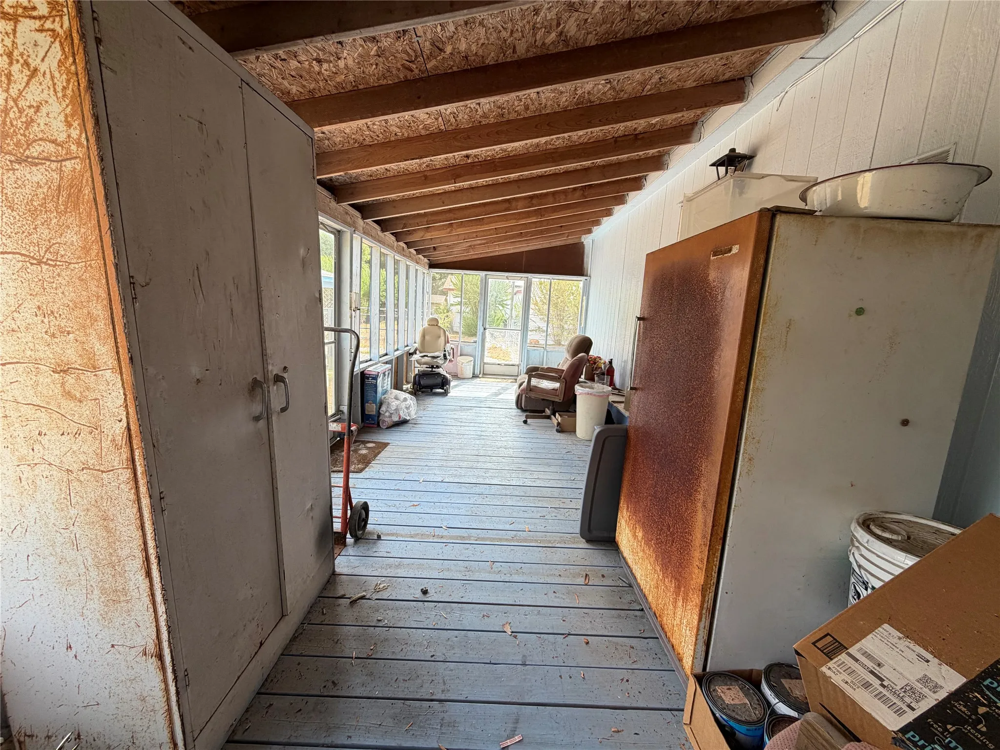 Manufactured Home For Sale in Ellis County , 804 Preston Road, Red Oak, Texas 75154, 3 Bedroom, 2 Bathroom, Garage spaces, 2,000 Sqft, built in 1984, mls#21369739, Real Estate Agent in Red Oak, Homes For Sale in Ellis county, Homes For Sale in Red Oak, Realtor in Red Oak Texas, Real Estate Brokerage Independent Realty Texas, Luminita Cordes Realtor