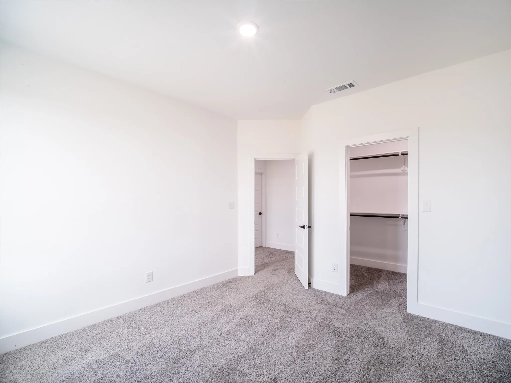 Single Family Residence For Sale in Dallas County , 3453 Sanjeev Drive, Irving, Texas 75060, 3 Bedroom, 3 Bathroom, 2 Garage spaces, 2,206 Sqft, built in 2024, mls#21370923, Real Estate Agent in Irving, Homes For Sale in Dallas county, Homes For Sale in Irving, Realtor in Irving Texas, Real Estate Brokerage Independent Realty Texas, Luminita Cordes Realtor