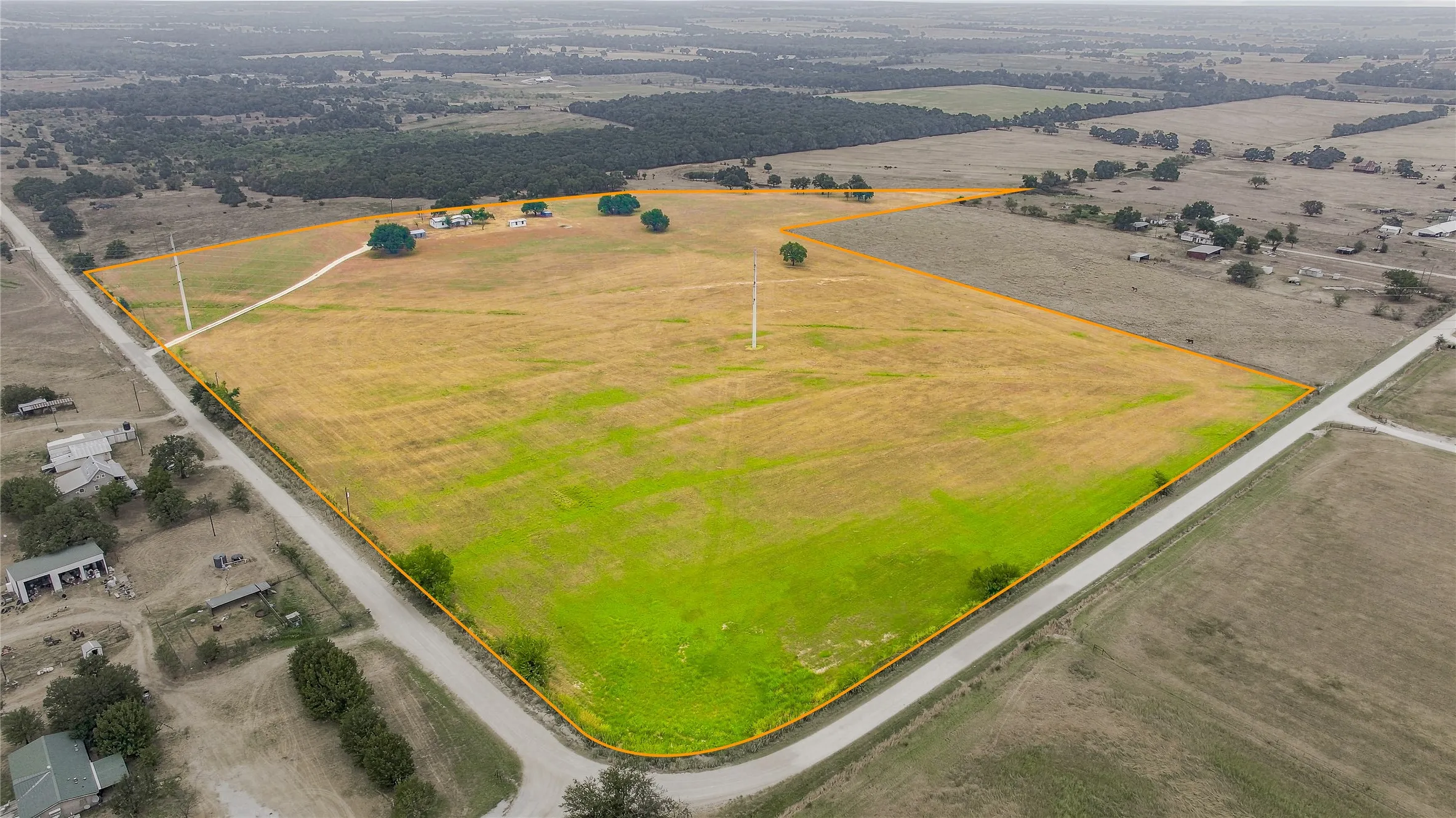 Mobile Home For Sale in Erath County , 1770 County Road 376, Dublin, Texas 76446, 3 Bedroom, 2 Bathroom, Garage spaces, 1,568 Sqft, built in 1985, mls#21370247, Real Estate Agent in Dublin, Homes For Sale in Erath county, Homes For Sale in Dublin, Realtor in Dublin Texas, Real Estate Brokerage Independent Realty Texas, Luminita Cordes Realtor