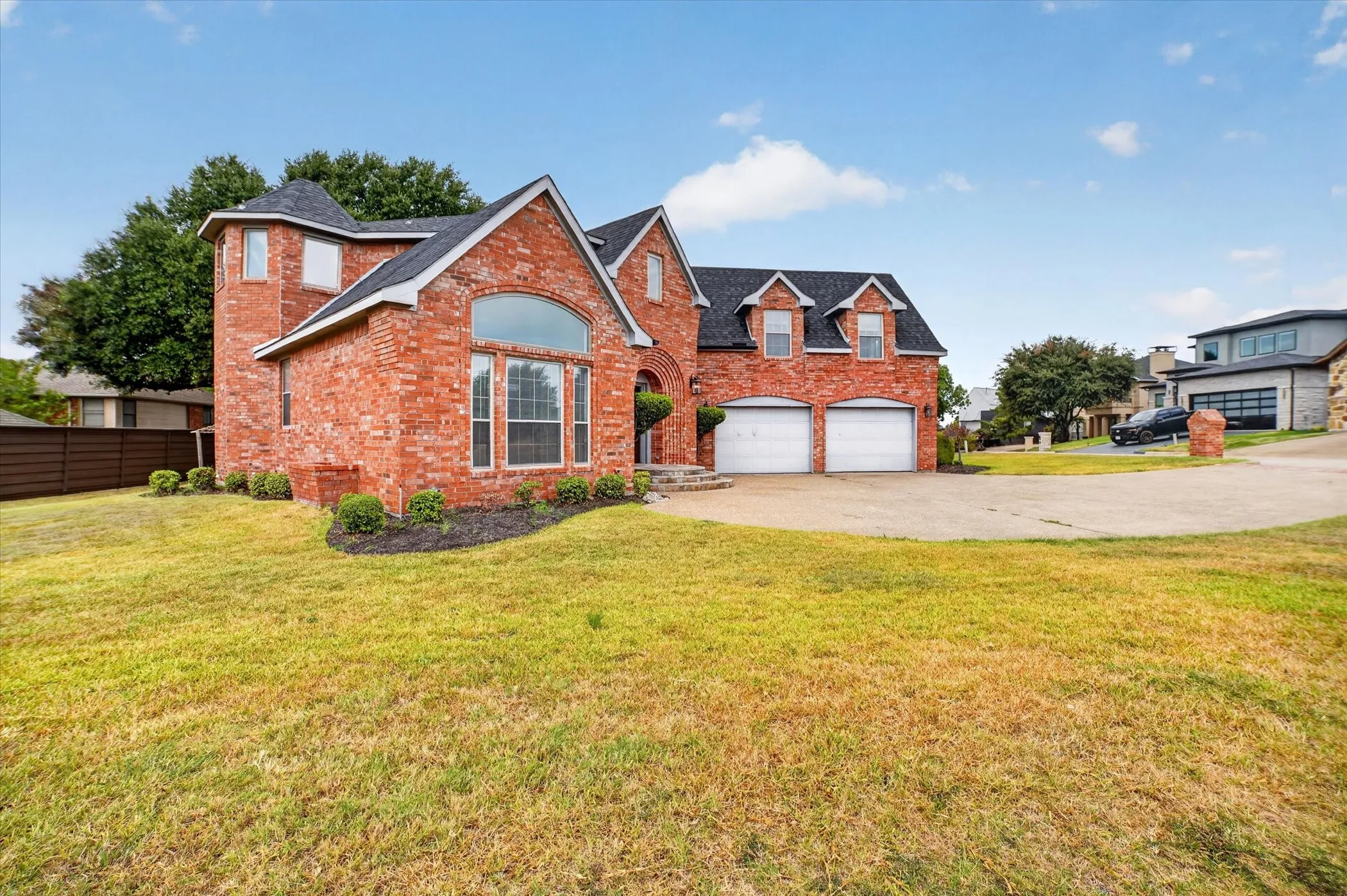 Single Family Residence For Sale in Rockwall County , 101 Reliance Court, Rockwall, Texas 75032, 4 Bedroom, 3 Bathroom, 2 Garage spaces, 3,100 Sqft, built in 1994, mls#21370487, Real Estate Agent in Rockwall, Homes For Sale in Rockwall county, Homes For Sale in Rockwall, Realtor in Rockwall Texas, Real Estate Brokerage Independent Realty Texas, Luminita Cordes Realtor
