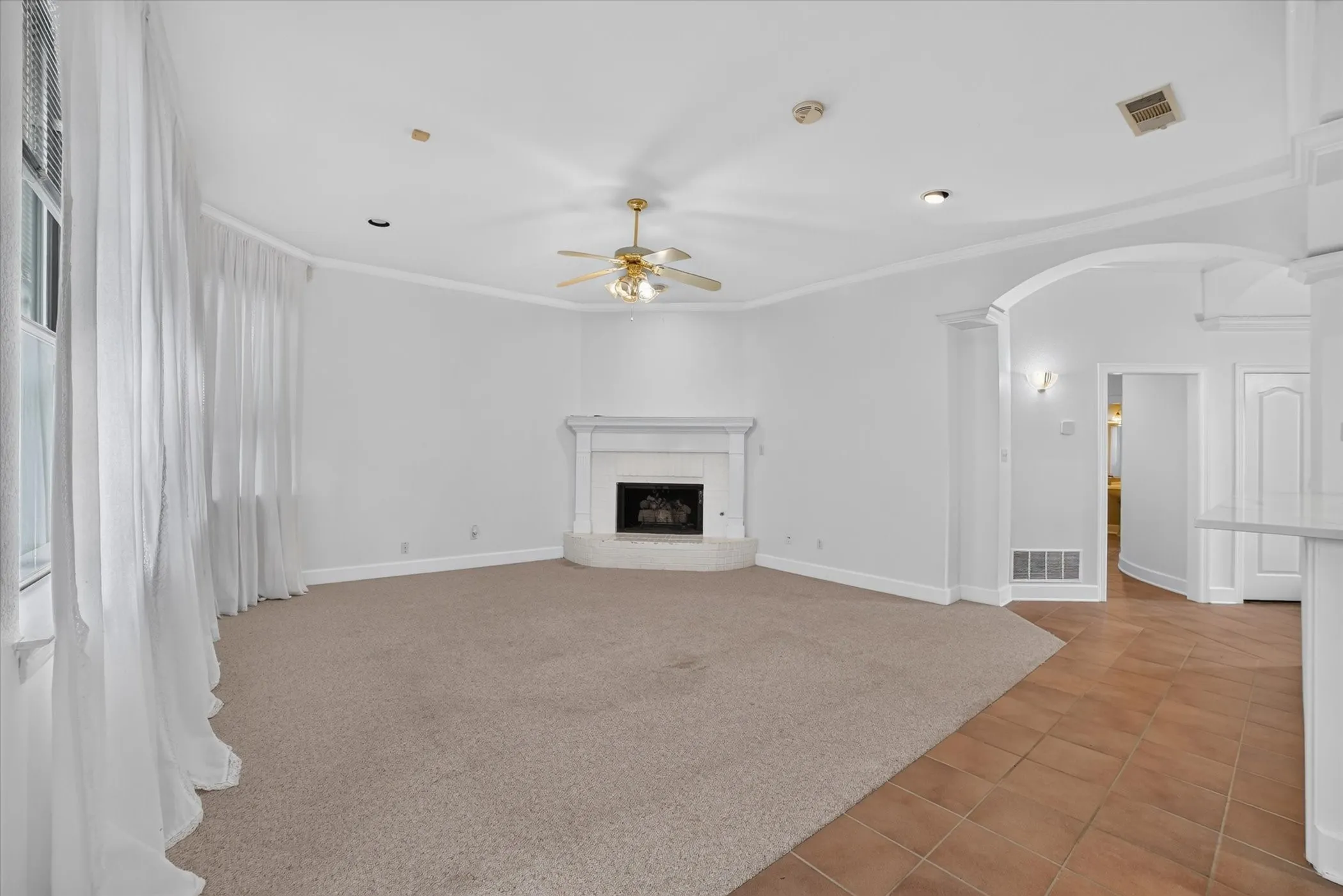 Single Family Residence For Sale in Rockwall County , 101 Reliance Court, Rockwall, Texas 75032, 4 Bedroom, 3 Bathroom, 2 Garage spaces, 3,100 Sqft, built in 1994, mls#21370487, Real Estate Agent in Rockwall, Homes For Sale in Rockwall county, Homes For Sale in Rockwall, Realtor in Rockwall Texas, Real Estate Brokerage Independent Realty Texas, Luminita Cordes Realtor