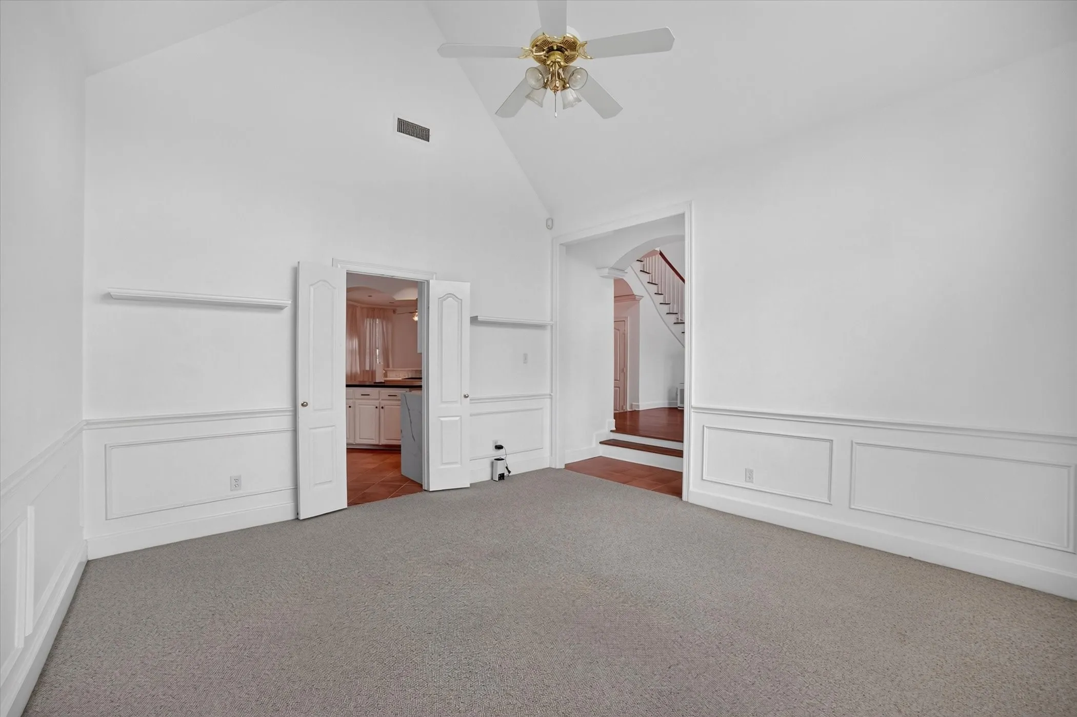 Single Family Residence For Sale in Rockwall County , 101 Reliance Court, Rockwall, Texas 75032, 4 Bedroom, 3 Bathroom, 2 Garage spaces, 3,100 Sqft, built in 1994, mls#21370487, Real Estate Agent in Rockwall, Homes For Sale in Rockwall county, Homes For Sale in Rockwall, Realtor in Rockwall Texas, Real Estate Brokerage Independent Realty Texas, Luminita Cordes Realtor