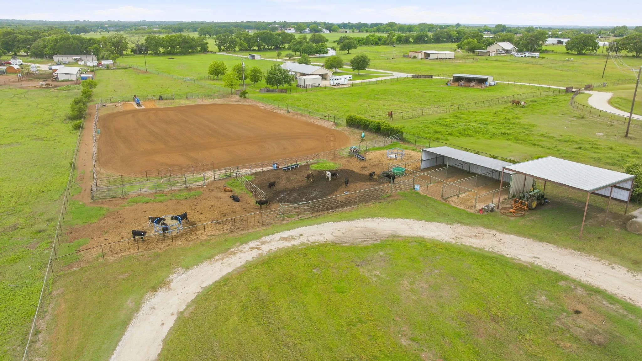Single Family Residence For Sale in Erath County , 11555 N US Highway 377, Stephenville, Texas 76401, 3 Bedroom, 2 Bathroom, Garage spaces, 1,792 Sqft, built in 2000, mls#21369015, Real Estate Agent in Stephenville, Homes For Sale in Erath county, Homes For Sale in Stephenville, Realtor in Stephenville Texas, Real Estate Brokerage Independent Realty Texas, Luminita Cordes Realtor