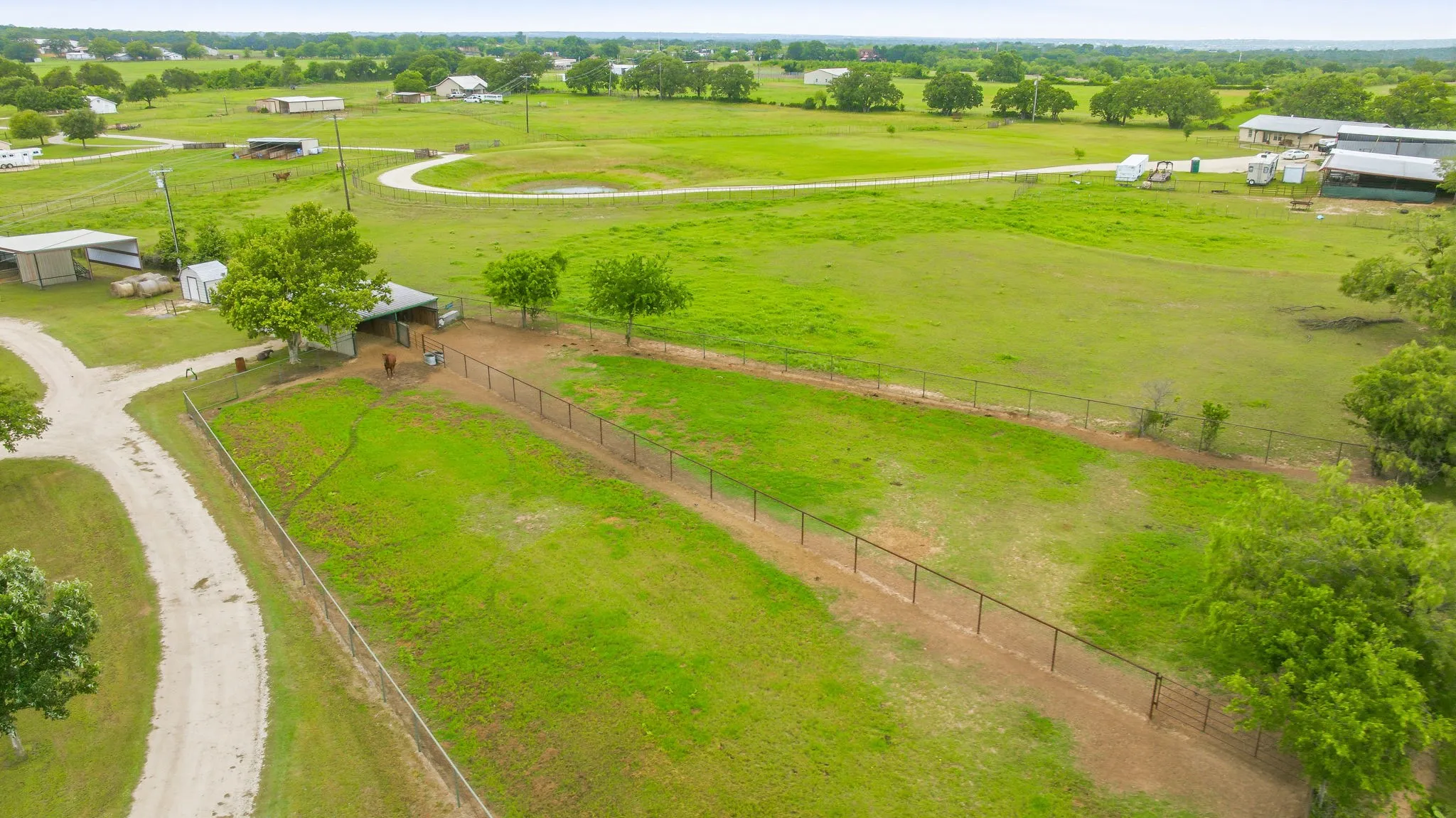 Single Family Residence For Sale in Erath County , 11555 N US Highway 377, Stephenville, Texas 76401, 3 Bedroom, 2 Bathroom, Garage spaces, 1,792 Sqft, built in 2000, mls#21369015, Real Estate Agent in Stephenville, Homes For Sale in Erath county, Homes For Sale in Stephenville, Realtor in Stephenville Texas, Real Estate Brokerage Independent Realty Texas, Luminita Cordes Realtor