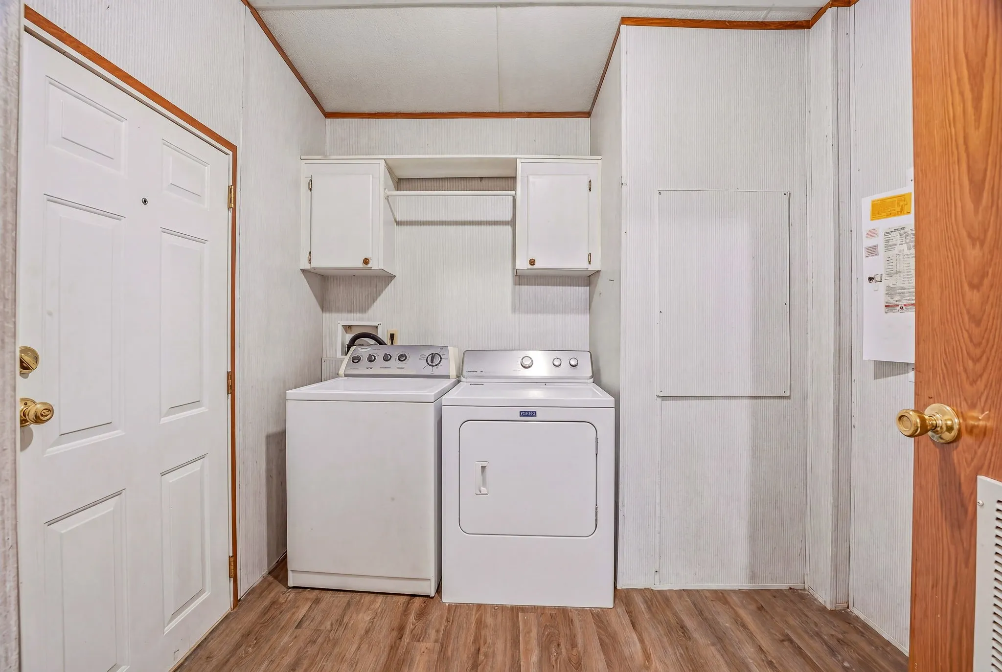 Single Family Residence For Sale in Erath County , 11555 N US Highway 377, Stephenville, Texas 76401, 3 Bedroom, 2 Bathroom, Garage spaces, 1,792 Sqft, built in 2000, mls#21369015, Real Estate Agent in Stephenville, Homes For Sale in Erath county, Homes For Sale in Stephenville, Realtor in Stephenville Texas, Real Estate Brokerage Independent Realty Texas, Luminita Cordes Realtor