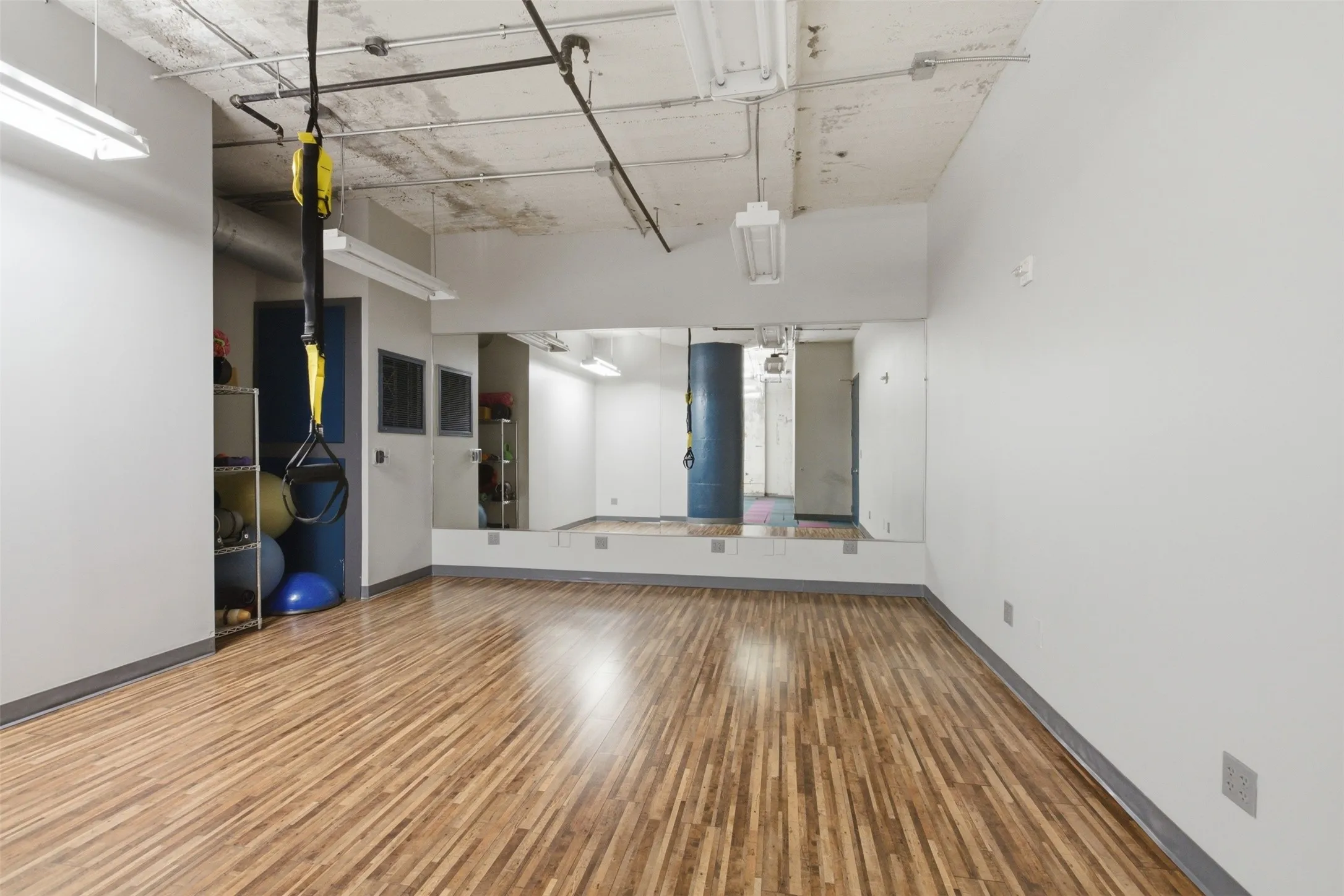 Gym on the 2nd floor