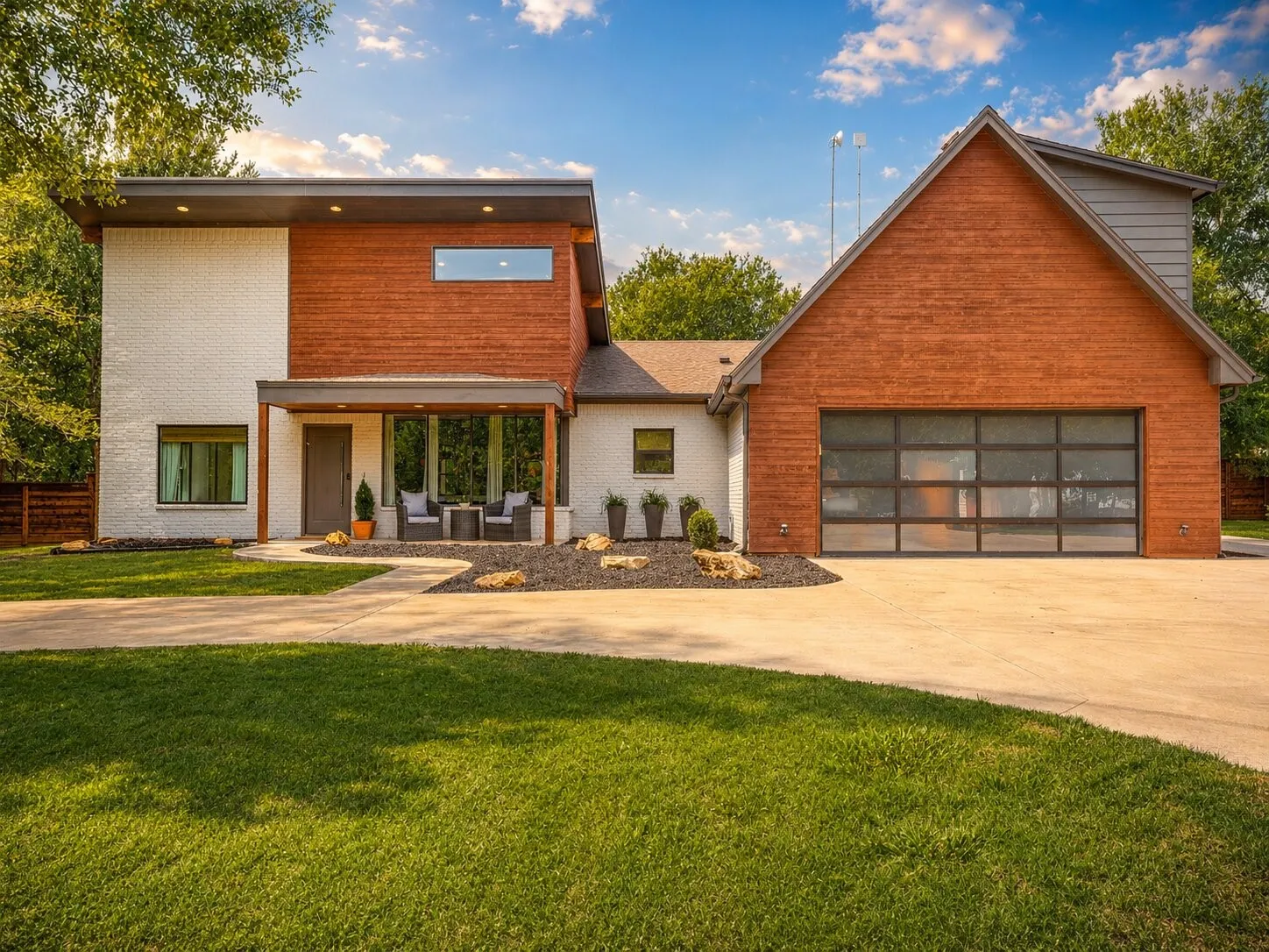 Single Family Residence For Sale in Parker County , 104 Windsong Court, Weatherford, Texas 76087, 4 Bedroom, 4 Bathroom, 2 Garage spaces, 2,611 Sqft, built in 2016, mls#21355448, Real Estate Agent in Weatherford, Homes For Sale in Parker county, Homes For Sale in Weatherford, Realtor in Weatherford Texas, Real Estate Brokerage Independent Realty Texas, Luminita Cordes Realtor
