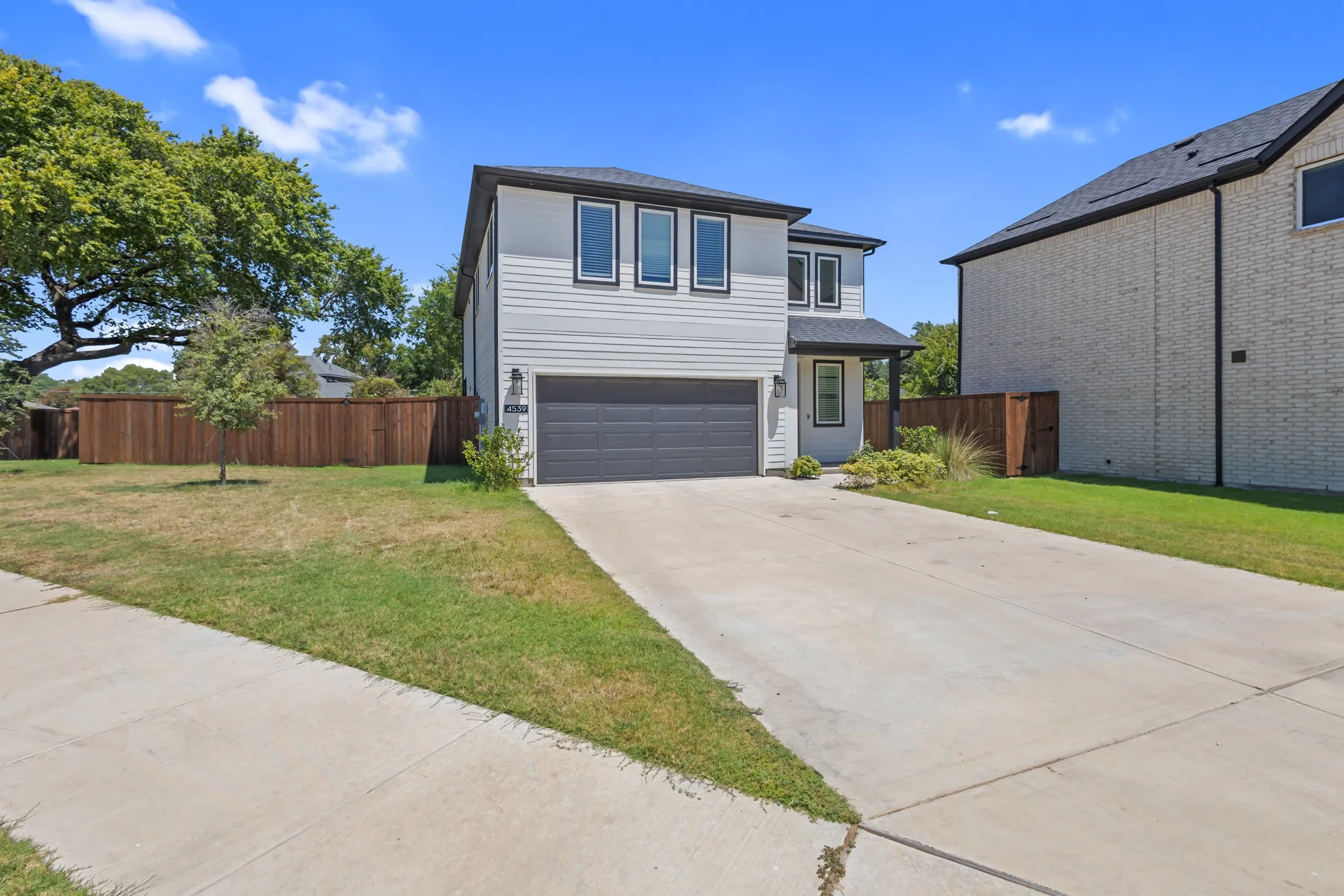 Single Family Residence For Sale in Tarrant County , 4539 Hogans Alley Drive, Arlington, Texas 76001, 4 Bedroom, 3 Bathroom, 2 Garage spaces, 2,305 Sqft, built in 2024, mls#21365683, Real Estate Agent in Arlington, Homes For Sale in Tarrant county, Homes For Sale in Arlington, Realtor in Arlington Texas, Real Estate Brokerage Independent Realty Texas, Luminita Cordes Realtor