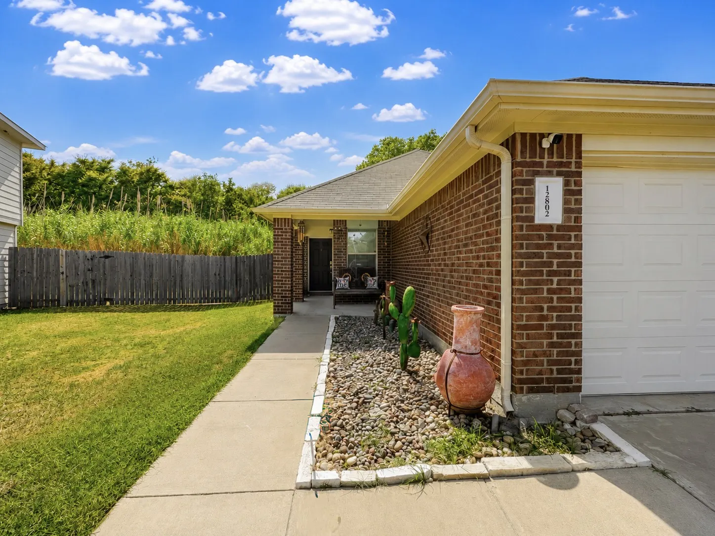 Single Family Residence For Sale in Dallas County , 12802 Kyla Jean Court, Dallas, Texas 75253, 3 Bedroom, 2 Bathroom, 2 Garage spaces, 1,450 Sqft, built in 2017, mls#21361038, Real Estate Agent in Dallas, Homes For Sale in Dallas county, Homes For Sale in Dallas, Realtor in Dallas Texas, Real Estate Brokerage Independent Realty Texas, Luminita Cordes Realtor
