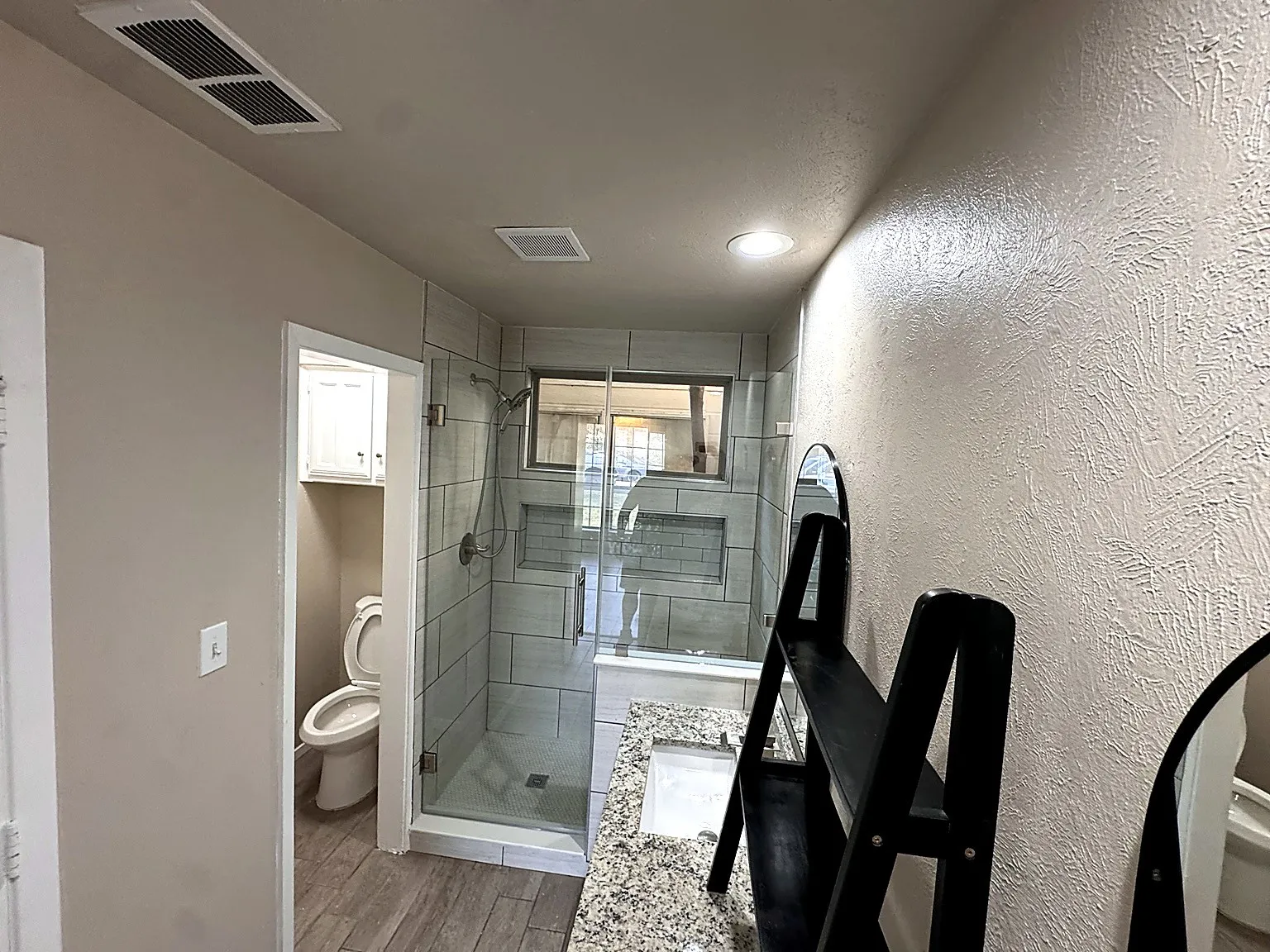 Duplex For Rent in Dallas County , 3040 Airhaven Street, Dallas, Texas 75229, 2 Bedroom, 2 Bathroom, 2 Garage spaces, 1,176 Sqft, built in 1981, mls#21343257, Real Estate Agent in Dallas, Homes For Rent in Dallas county, Homes For Rent in Dallas, Realtor in Dallas Texas, Real Estate Brokerage Independent Realty Texas, Luminita Cordes Realtor